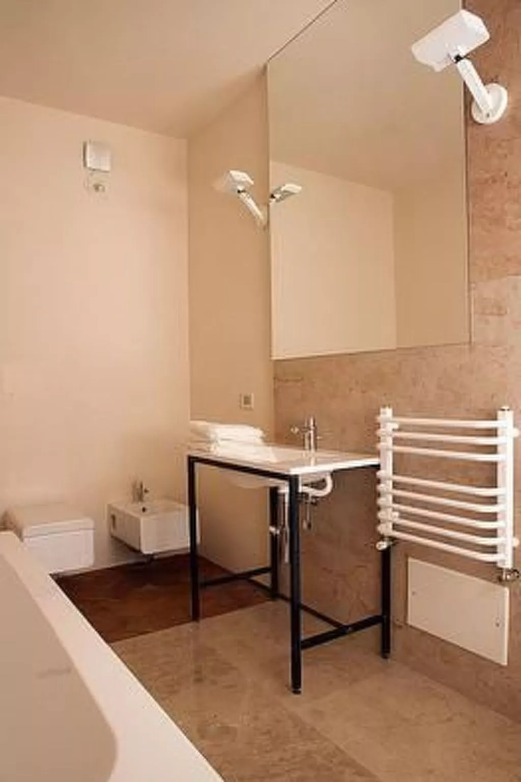 'Villa Famiglia 4-Image-tags.info