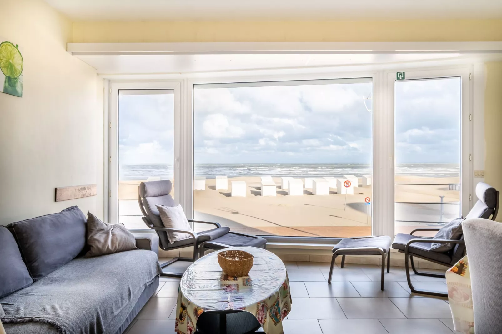 Vitalo 101-Living room