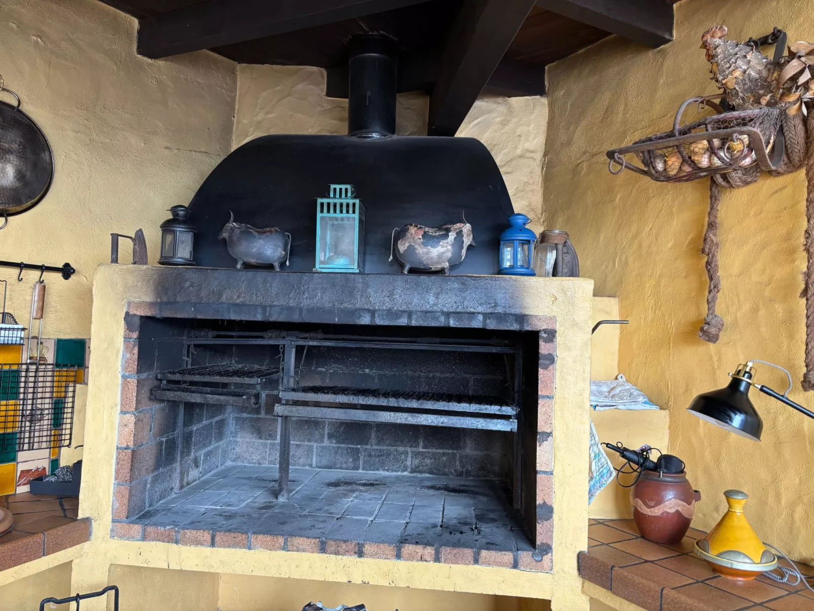 Haus mit beheiztem Schwimmbad, Berg- und Meerbli-Dehors