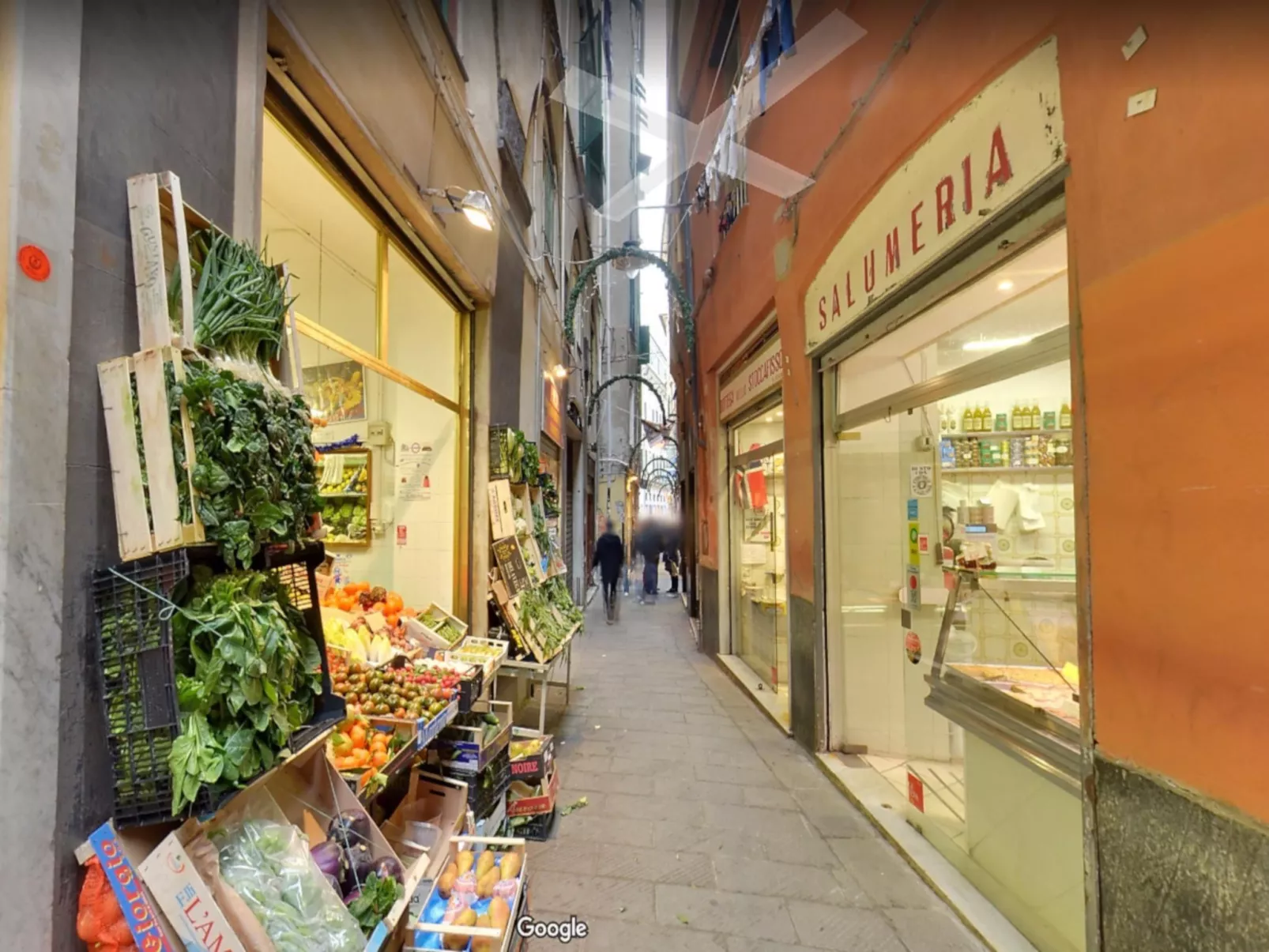 Für 4 Personen ca. 50 m&sup2; in Genua, Norditalien (Ligurien)-Outside