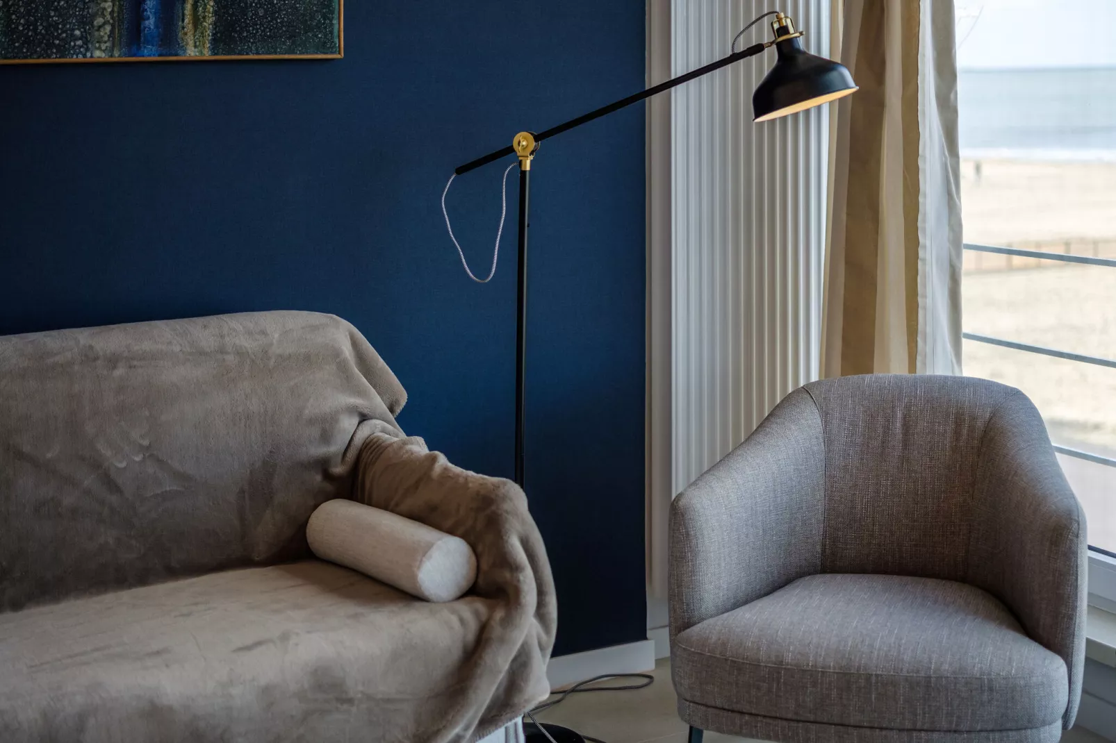Vitalo 201-Living room