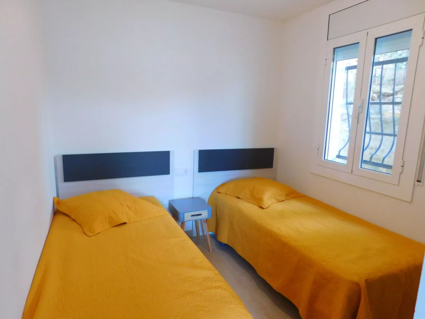 A-239 Ferienwohnung, Meerblick, Roses-Image-tags.info