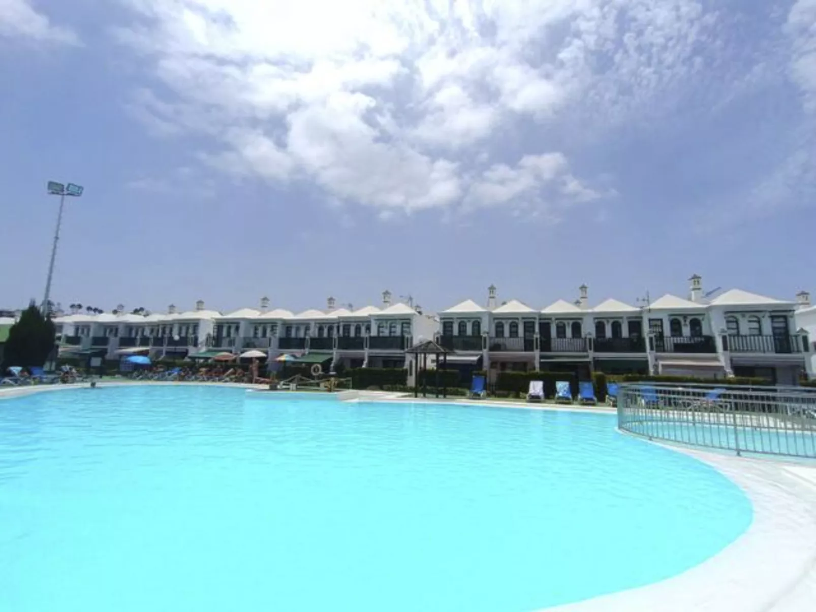 Bungalow Dunaflor mit Terrasse-Outside