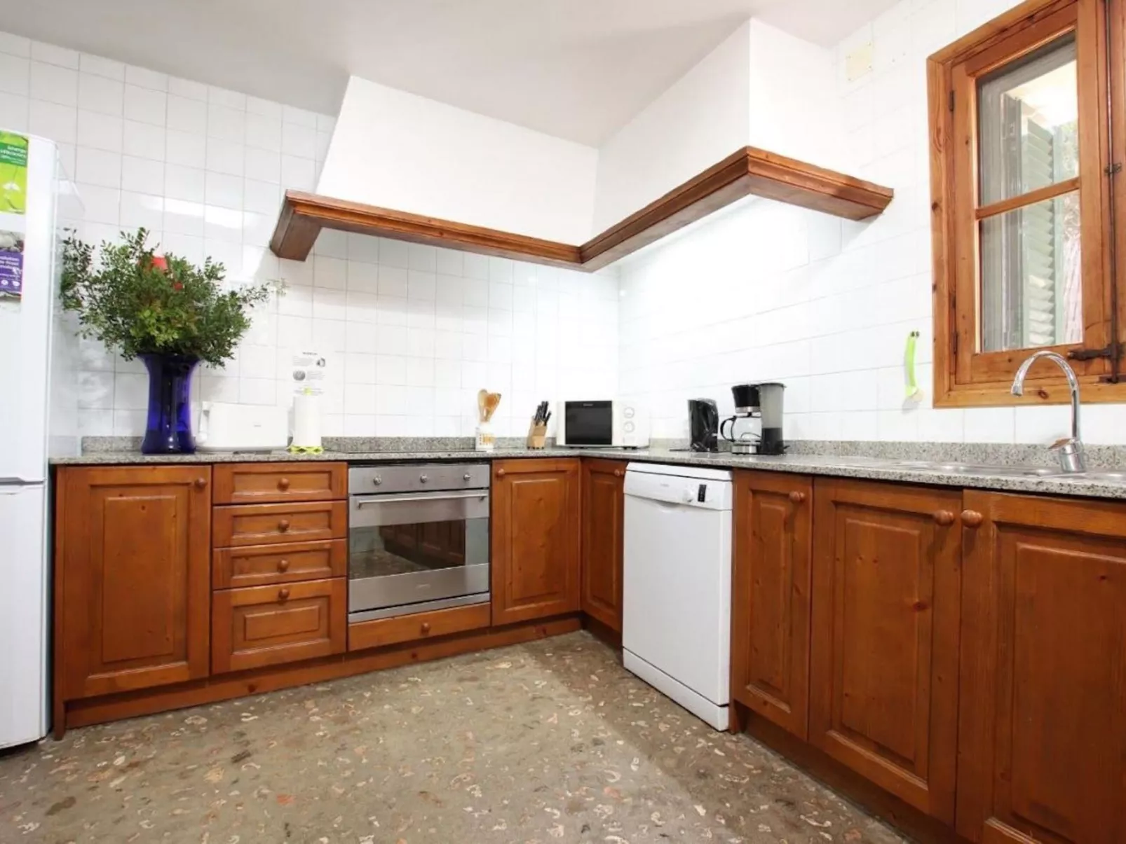 Villa Camp Redo-Inside