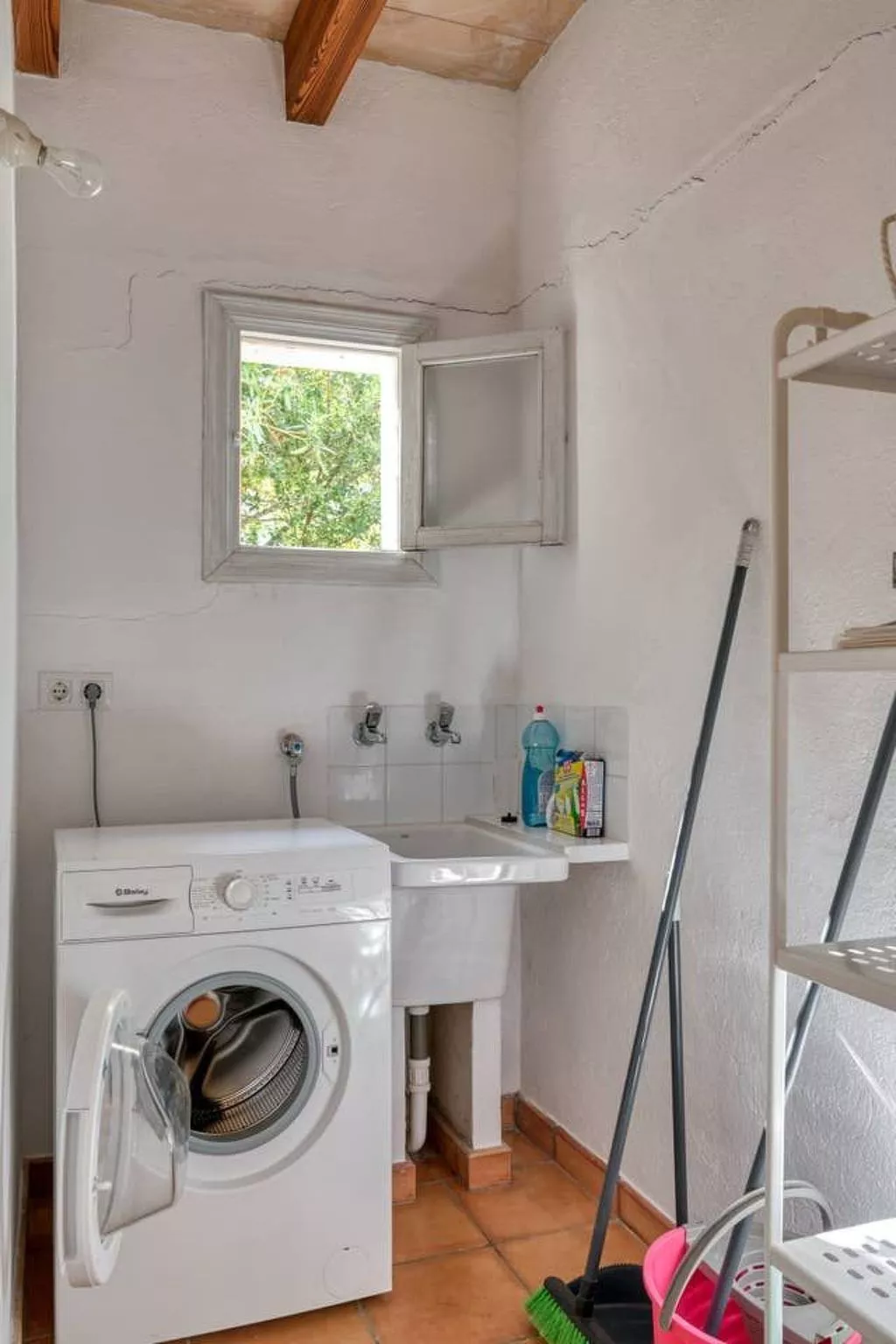 Finca mit Garten, Grill und Terrasse-Inside