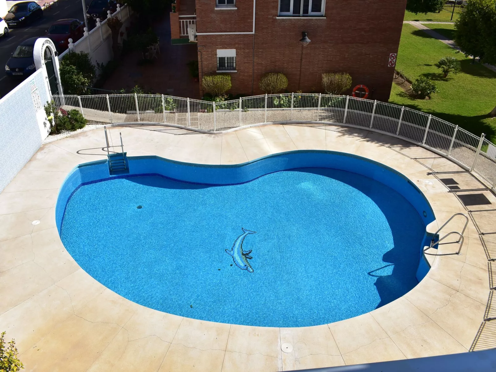Helle und renovierte Ferienwohnung mit Balkon und tollem Blick auf das Meer-Outside