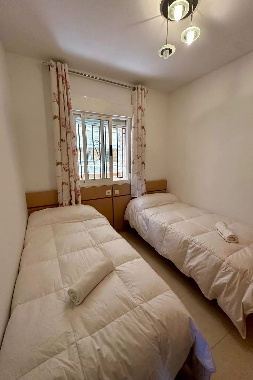 Apt Oropesa Agua Marina iii Rentalholidays 018-Dedans