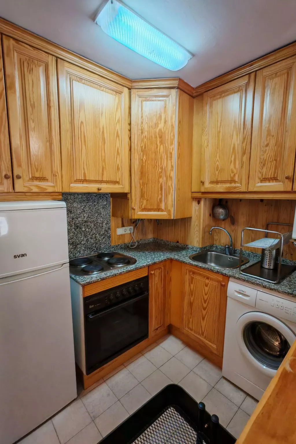 Wohnung Besiberri 3 befindet sich im Erdgeschoss mit Terrasse Vall de Boí-Inside