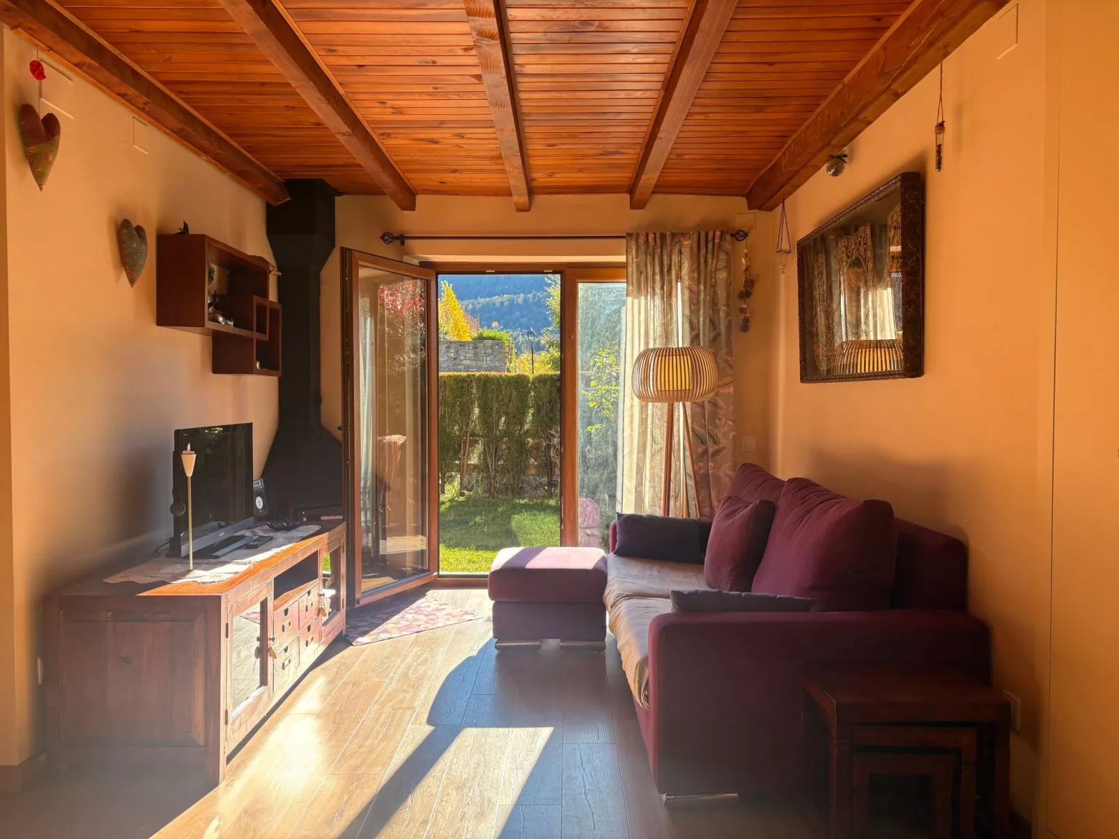 Wohnung mit privatem Garten und gemütlichem Puig Falcó 2 Vall de Boí-Inside