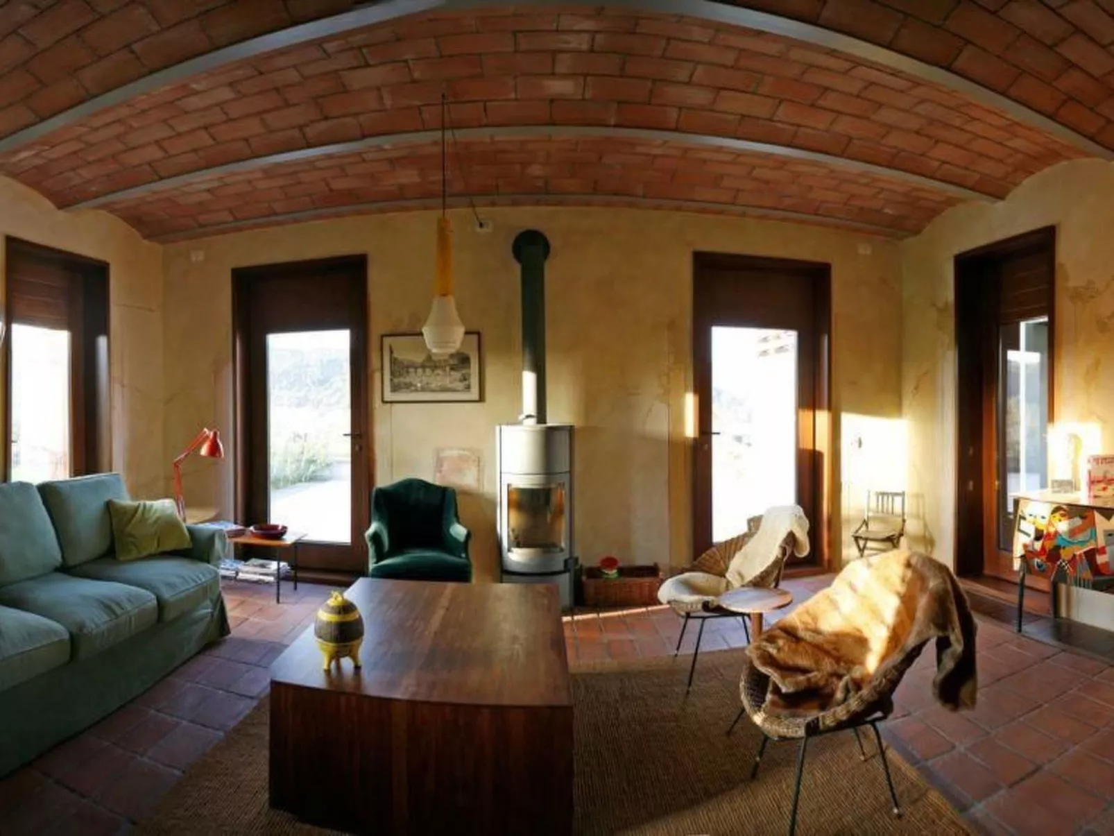 In Montescudaio mit Großem Garten-Drinnen