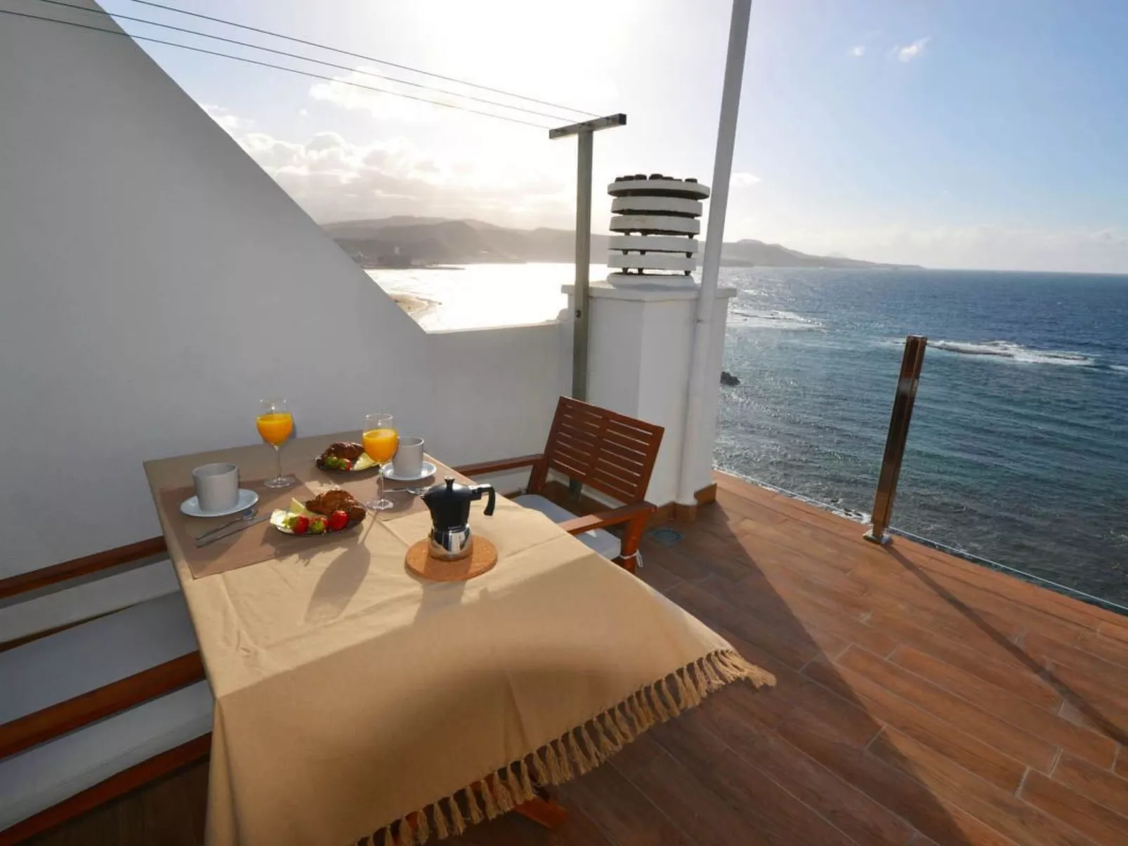 Wohnung mit privater Terrasse und Meerblick-Draußen