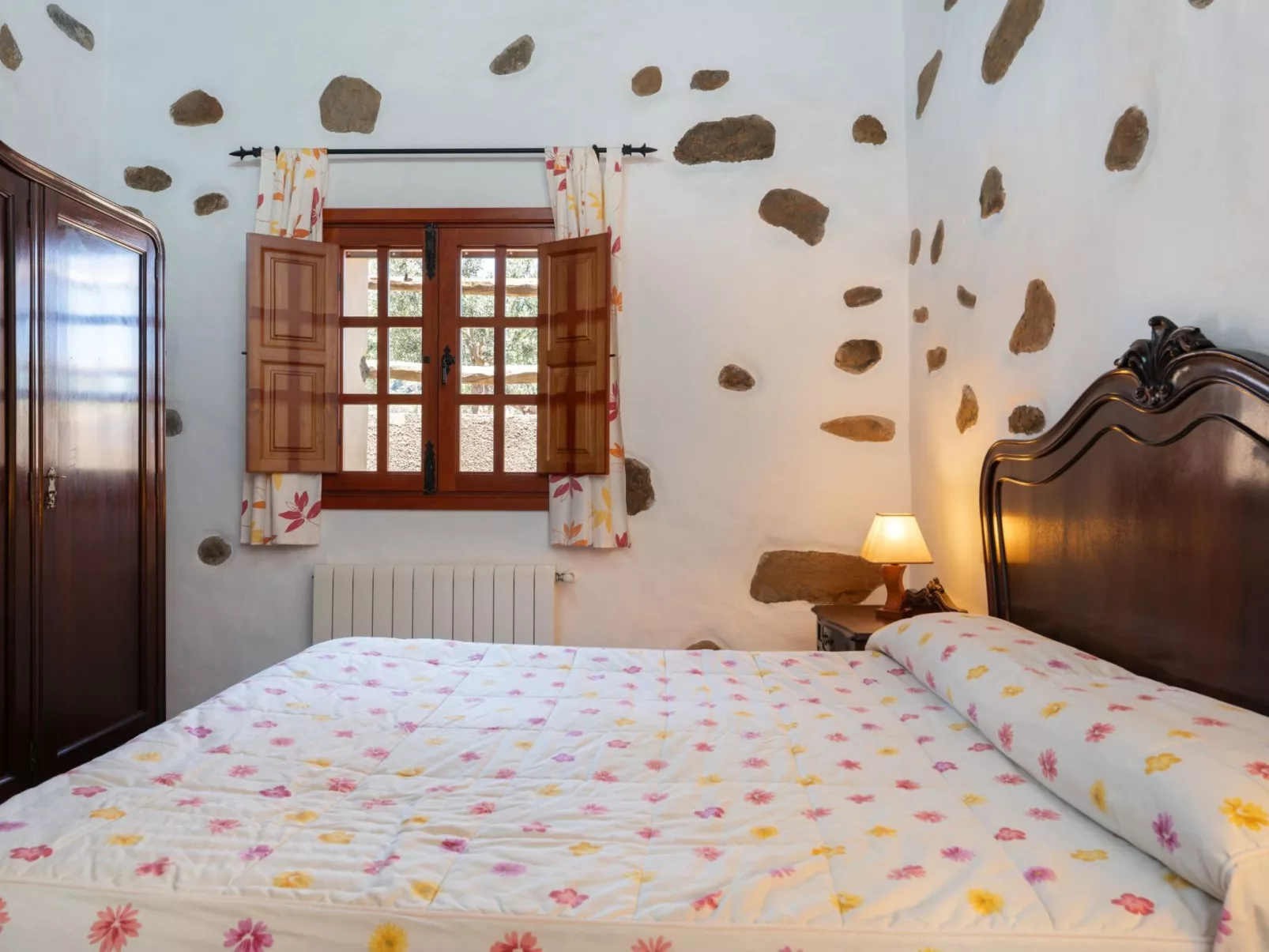 Kanarische Finca mit Pool und herrlicher Aussicht-Inside