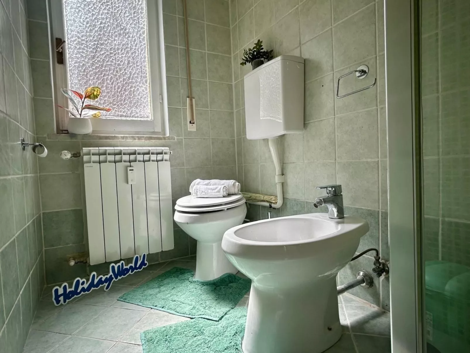 Blue Beach by Holiday World-Inside