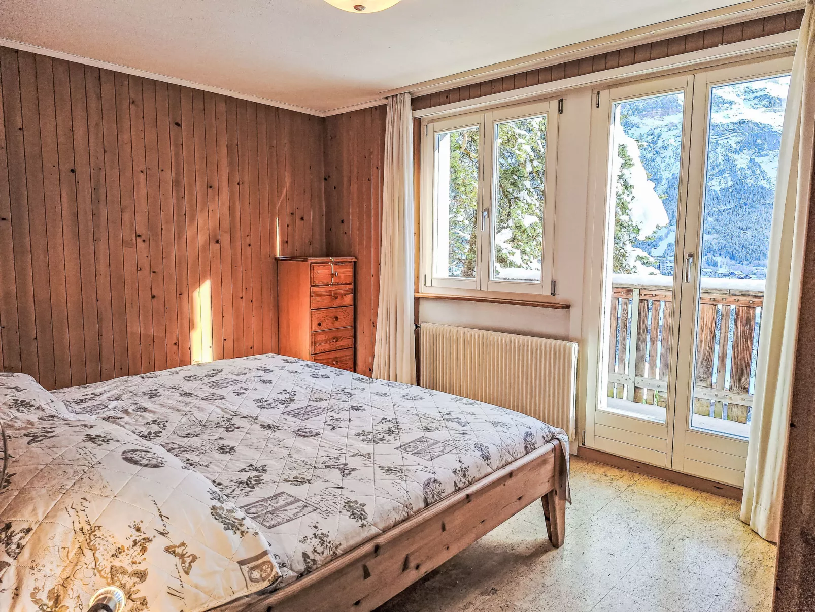 Chalet Shangri La-Inside