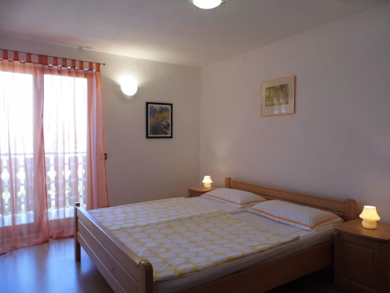 Stanojevic ap. 1-Inside