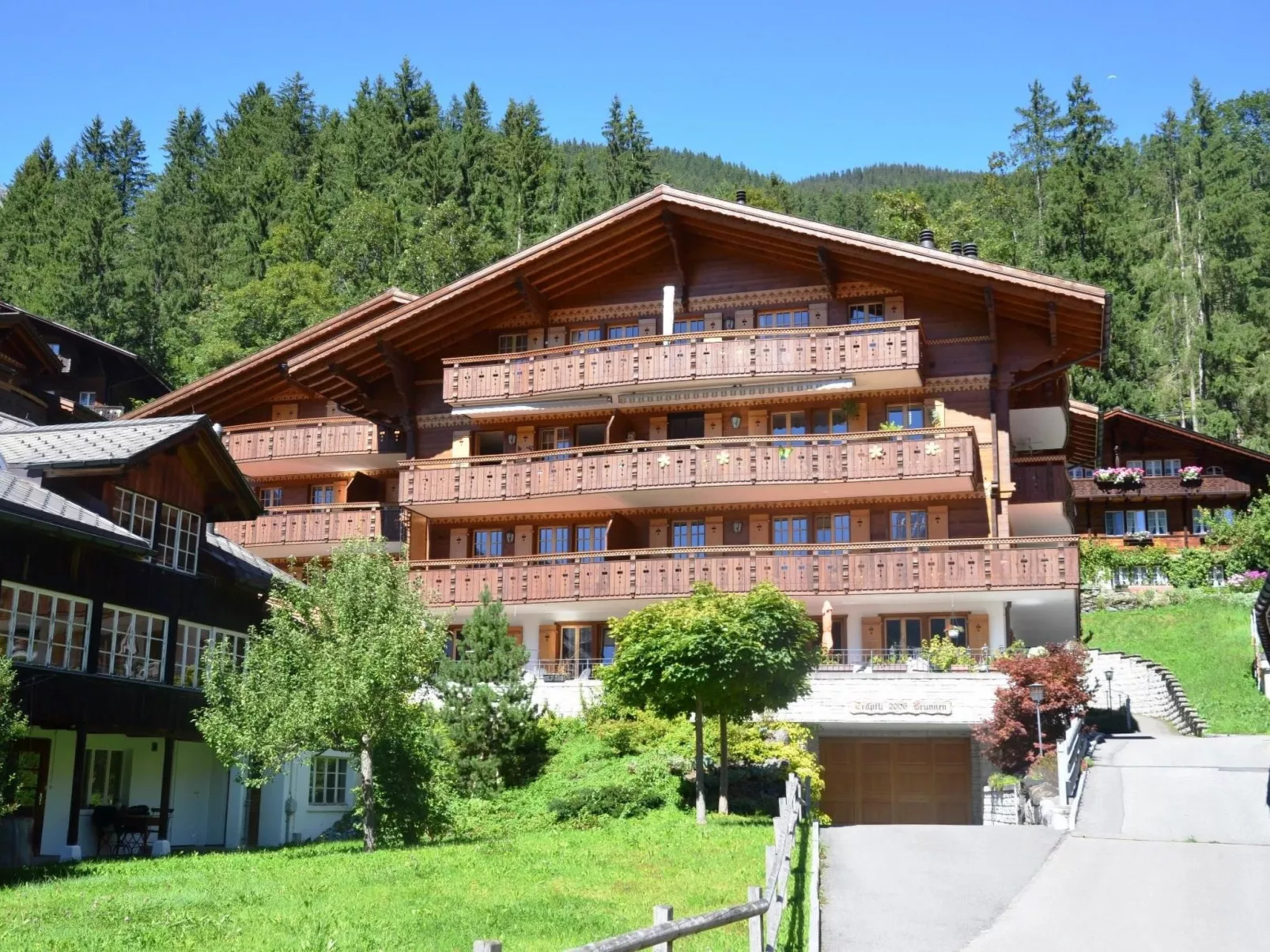 Apartment Brunnen-Outside