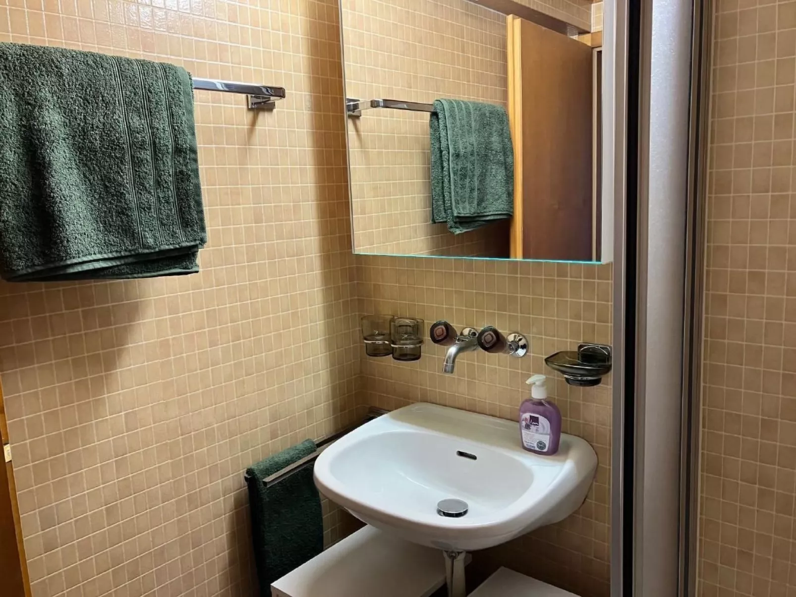 Gemütliches SINGLE-Studio-Inside