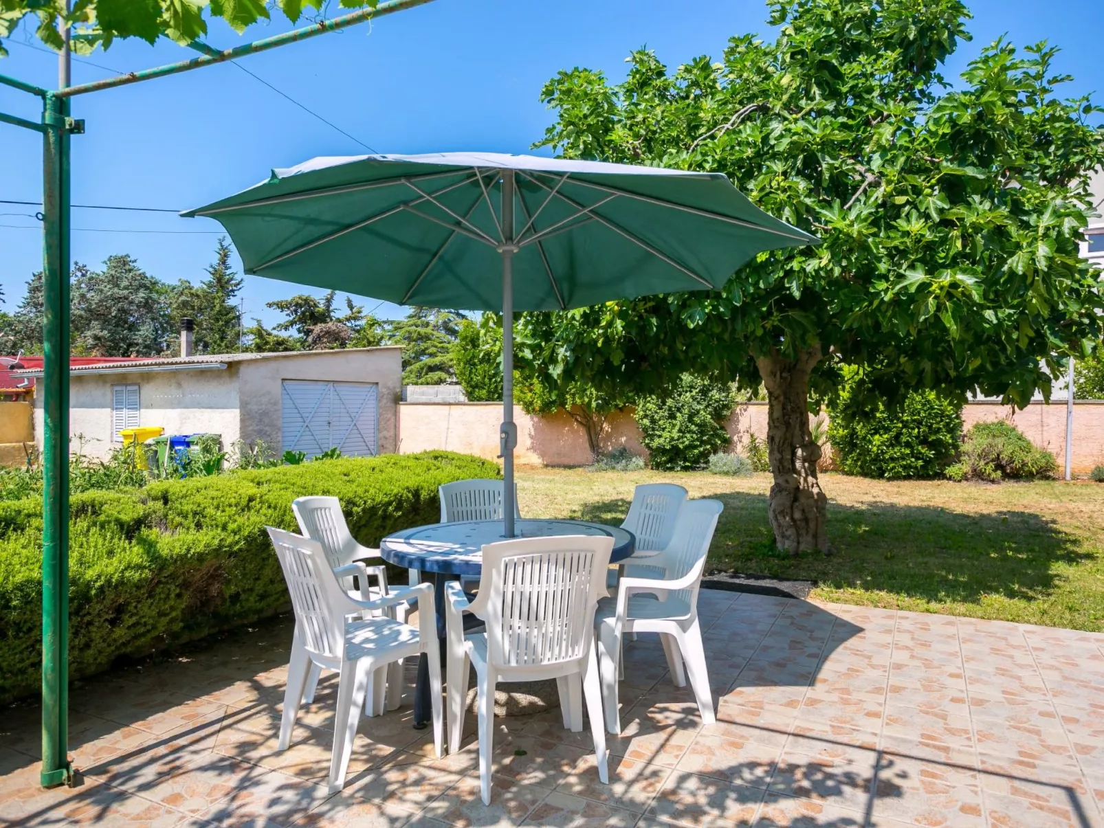 Wohnung "Miranda Veliki" mit Balkon-Dehors