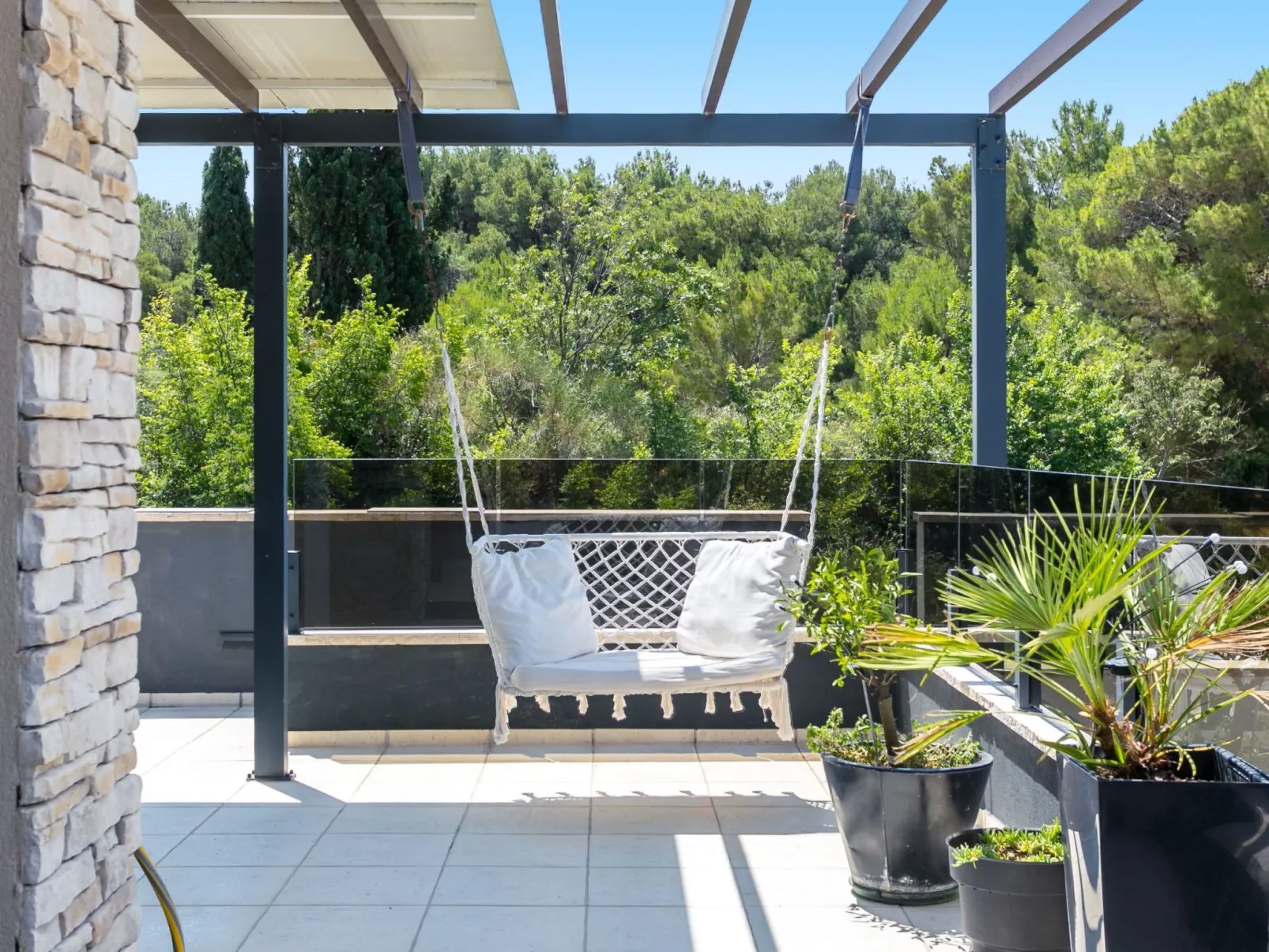 Für 4 Personen ca. 80m, in Medulin-Outside