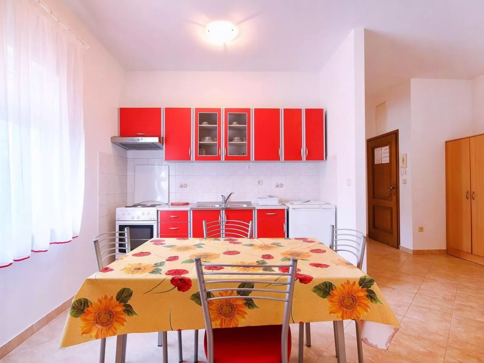 Für 4 Personen ca. 45 m&sup2; in Medulin, Istrien (Medulin und Umgebung)-Image-tags.info