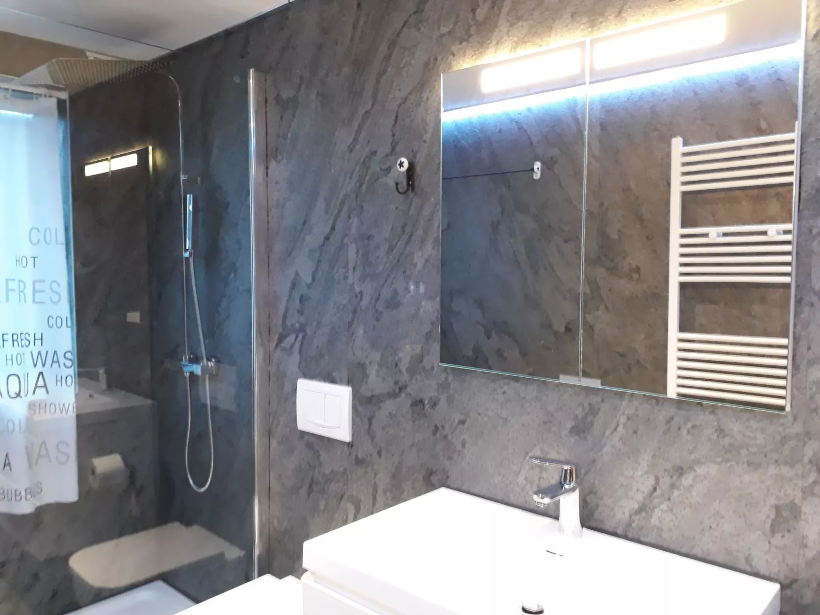 Höller-Image-tags.info