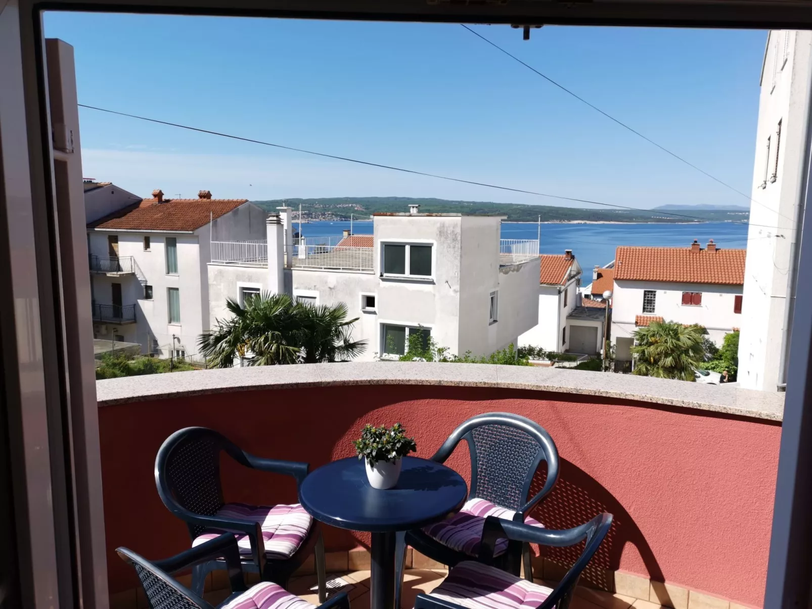 Wohnung in Crikvenica mit Balkon-Draußen