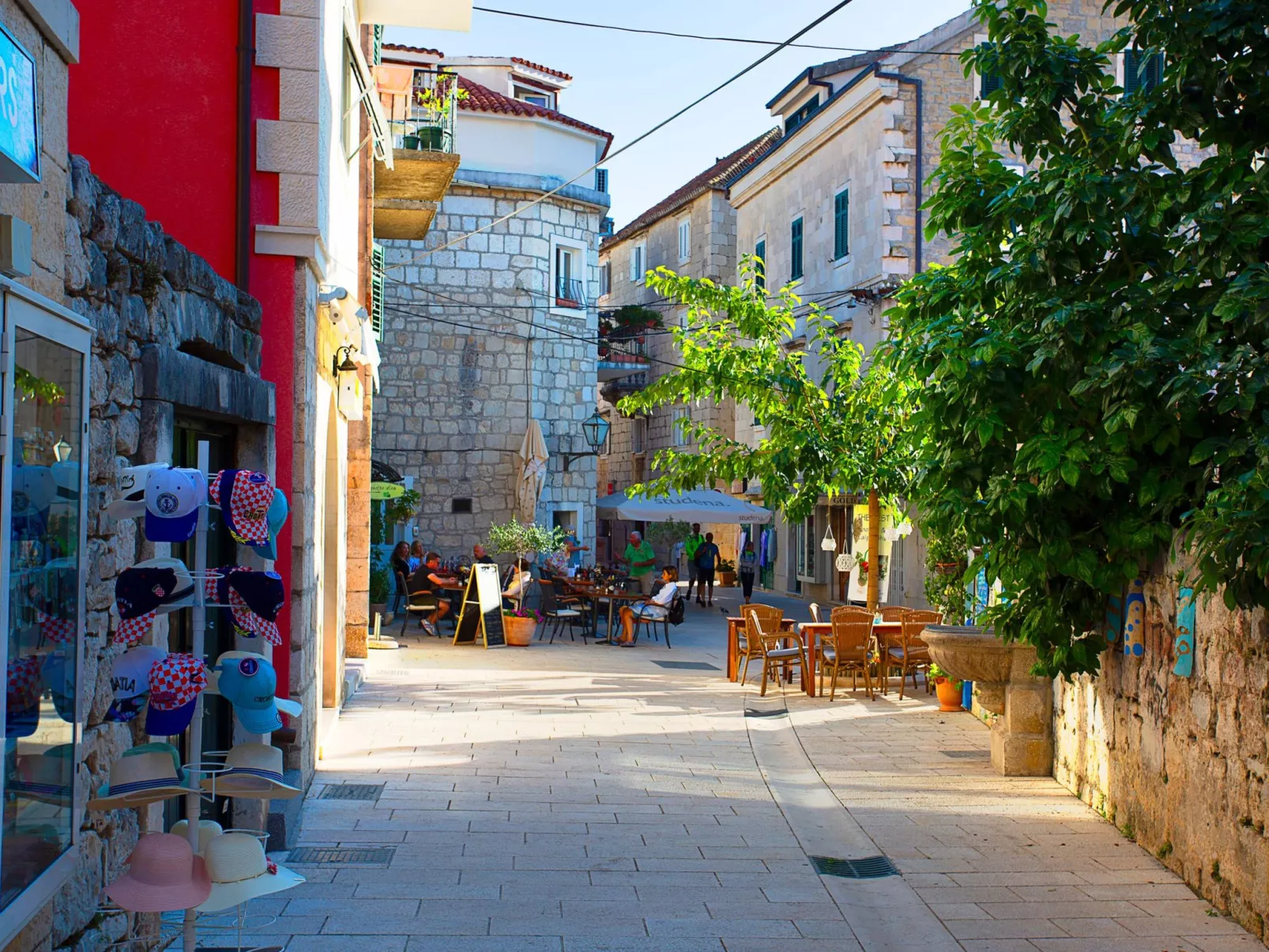 Luxuriöse Villa Kalalarga im Zentrum der Stadt-Dehors