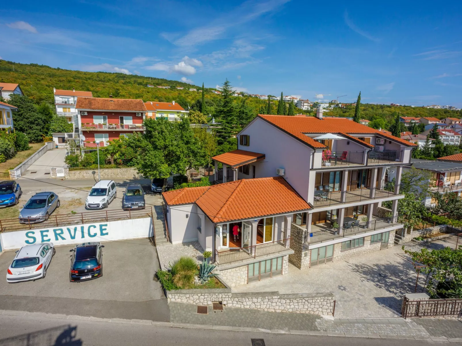 Wohnung in Crikvenica mit Terrasse und Meerblick-Draußen
