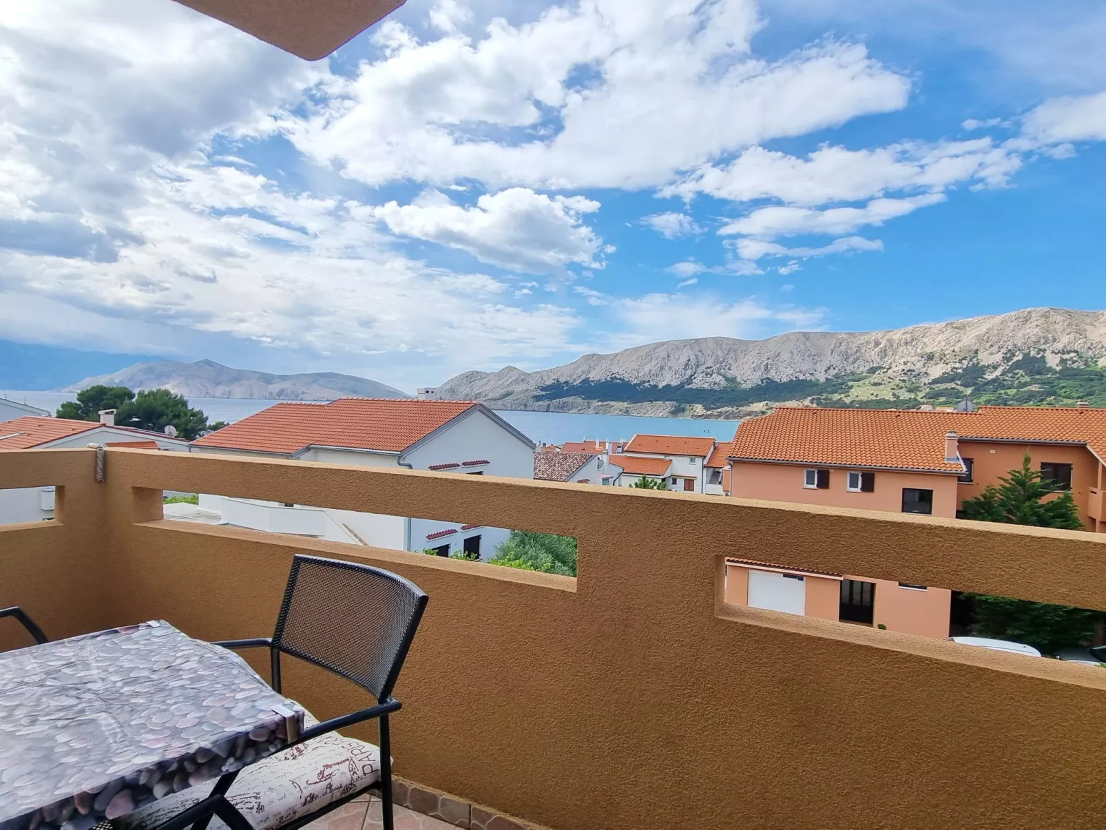 Wohnung in Baška mit Eigenem Balkon-Dehors
