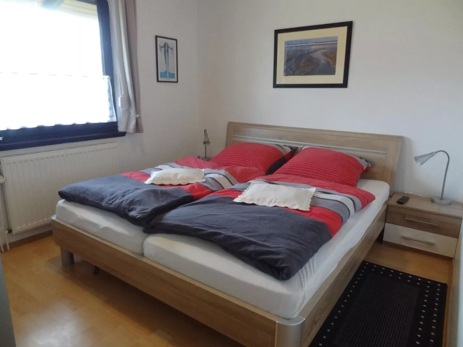 Hochwertiges Ferienhaus in einem Ferienpark-Dedans