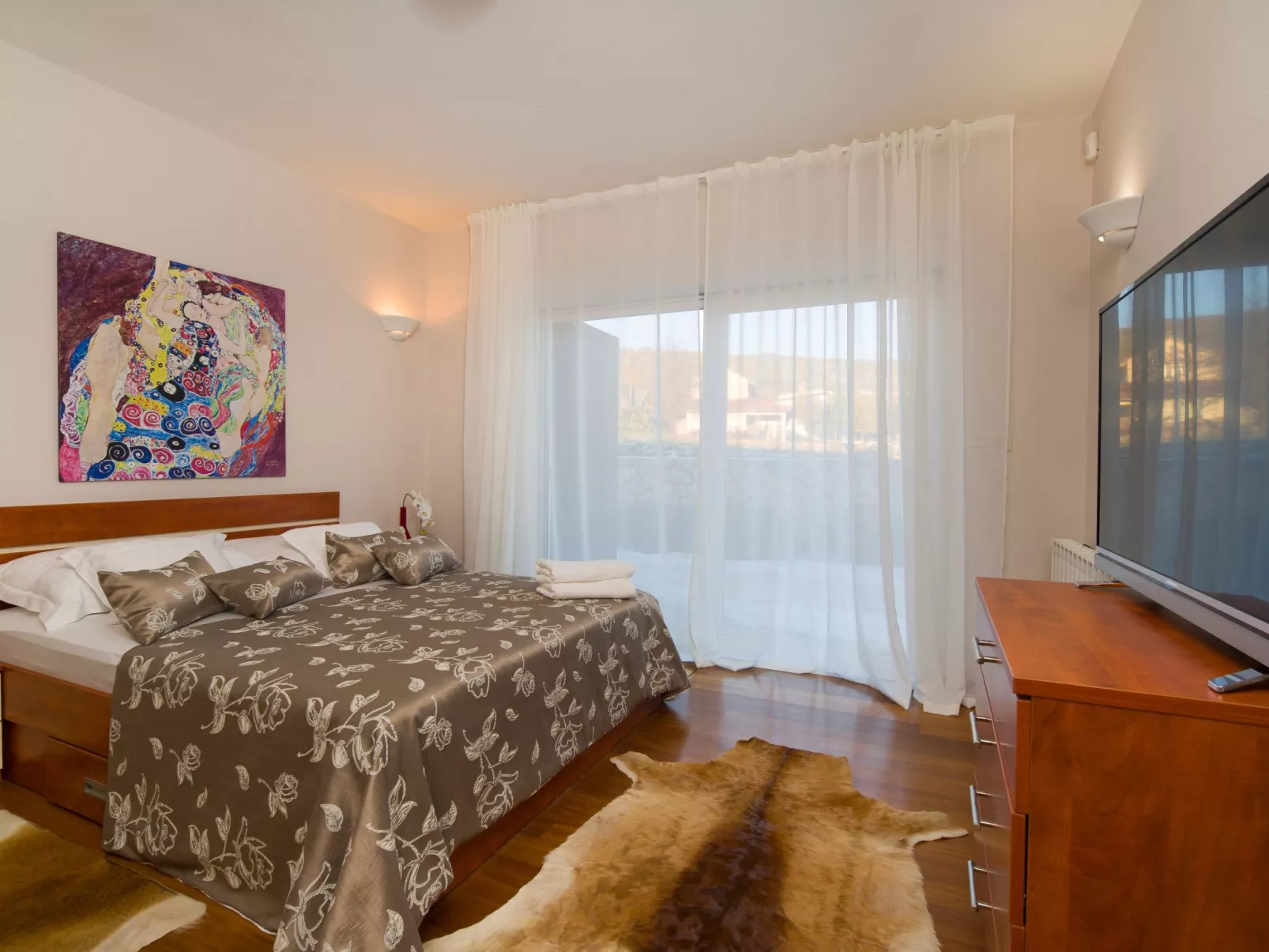 Ferienvilla mit Garten, Grill und Terrasse-Dedans