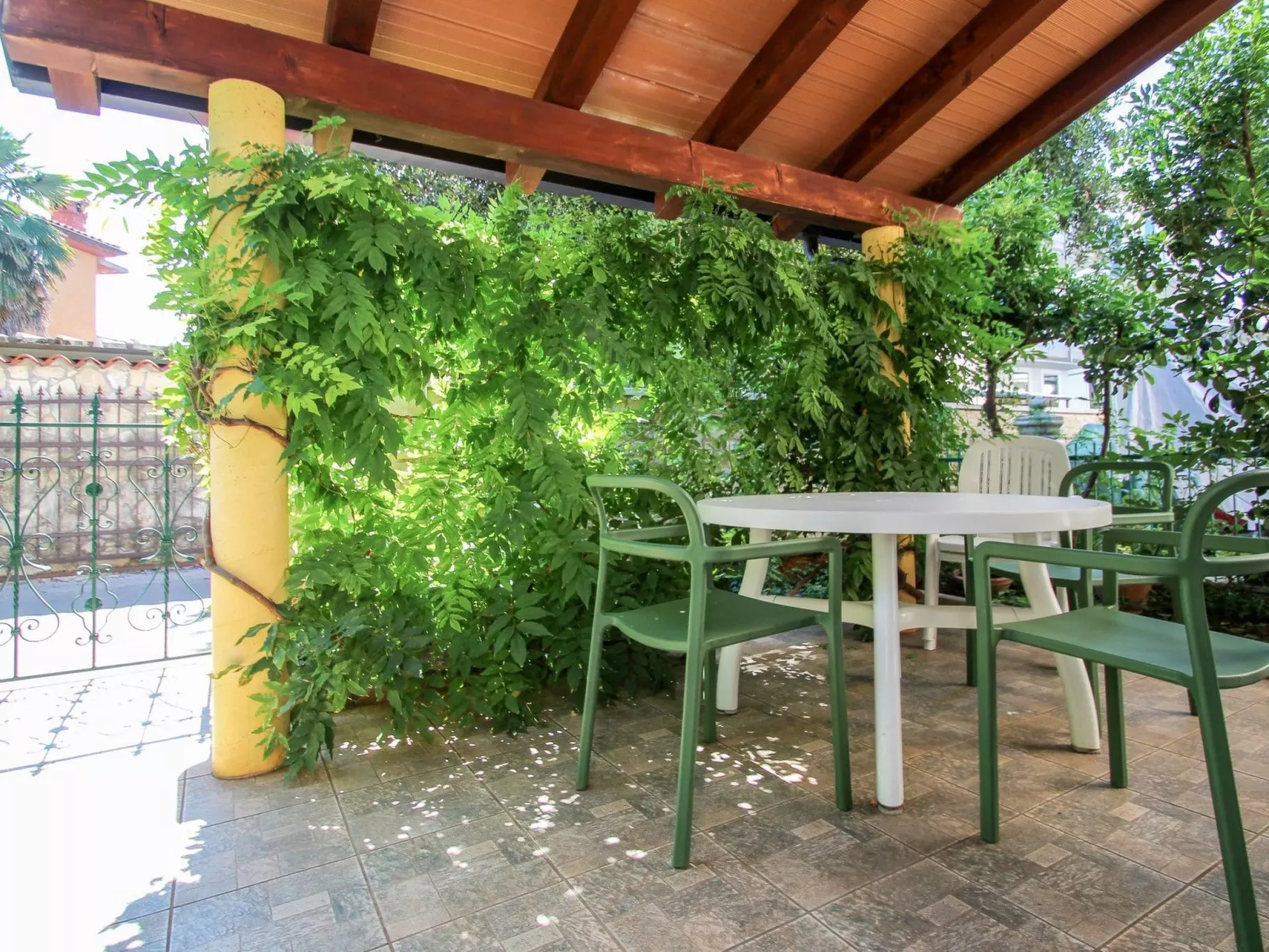 "Viviana" direkt am Strand-Dehors