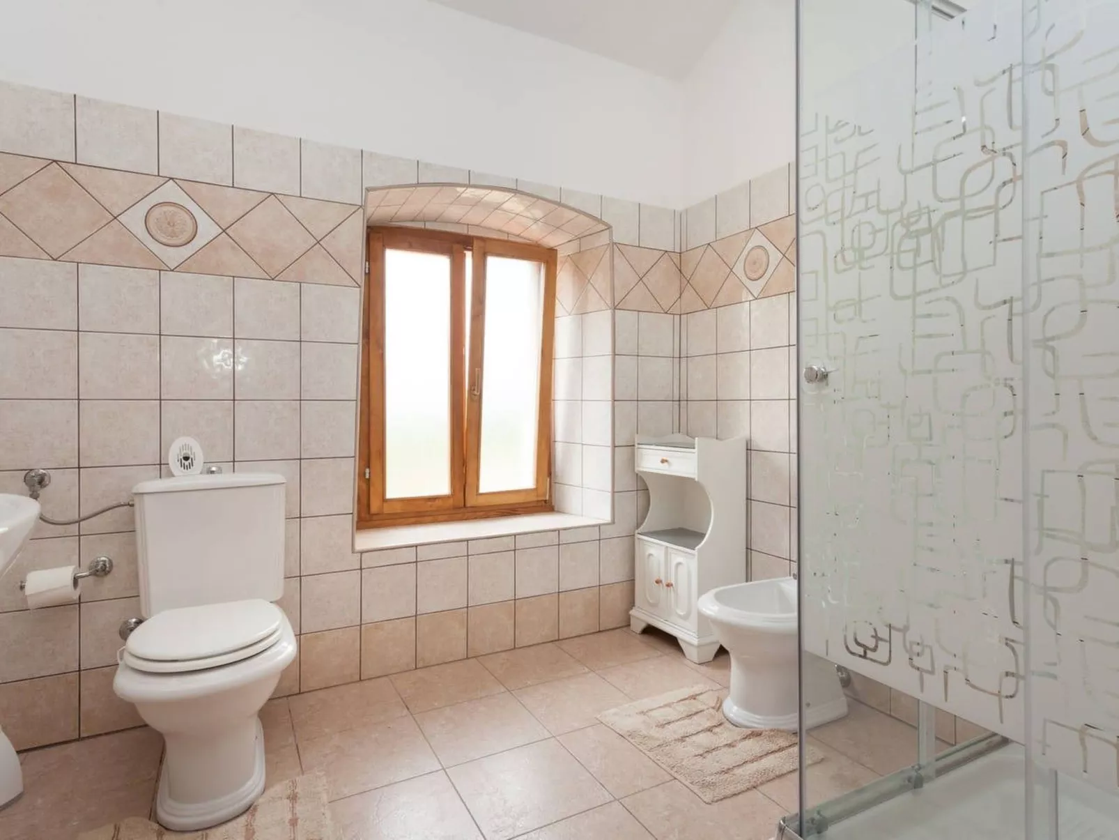 Joan Haus-Image-tags.info