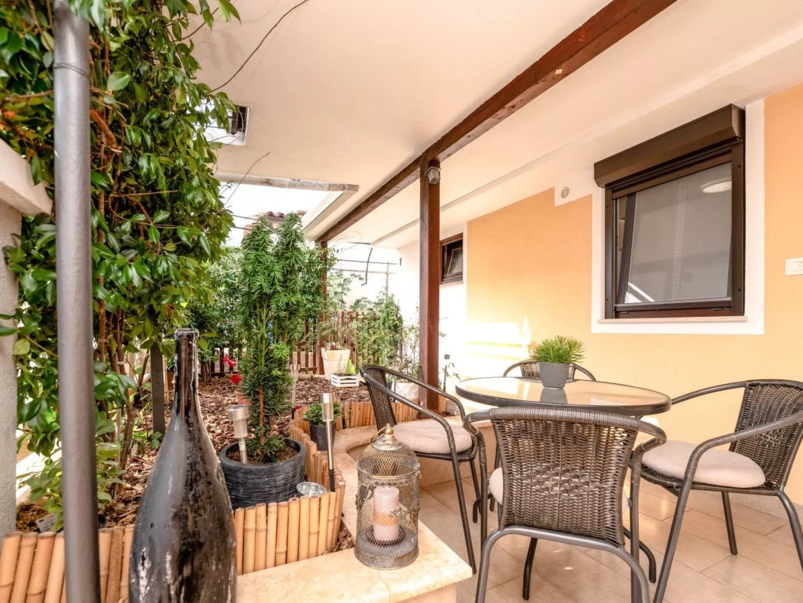 Für 2 Personen ca. 55 m&sup2; in Stancija Vinjeri Novigrad, Adriaküste Kroatien-Outside