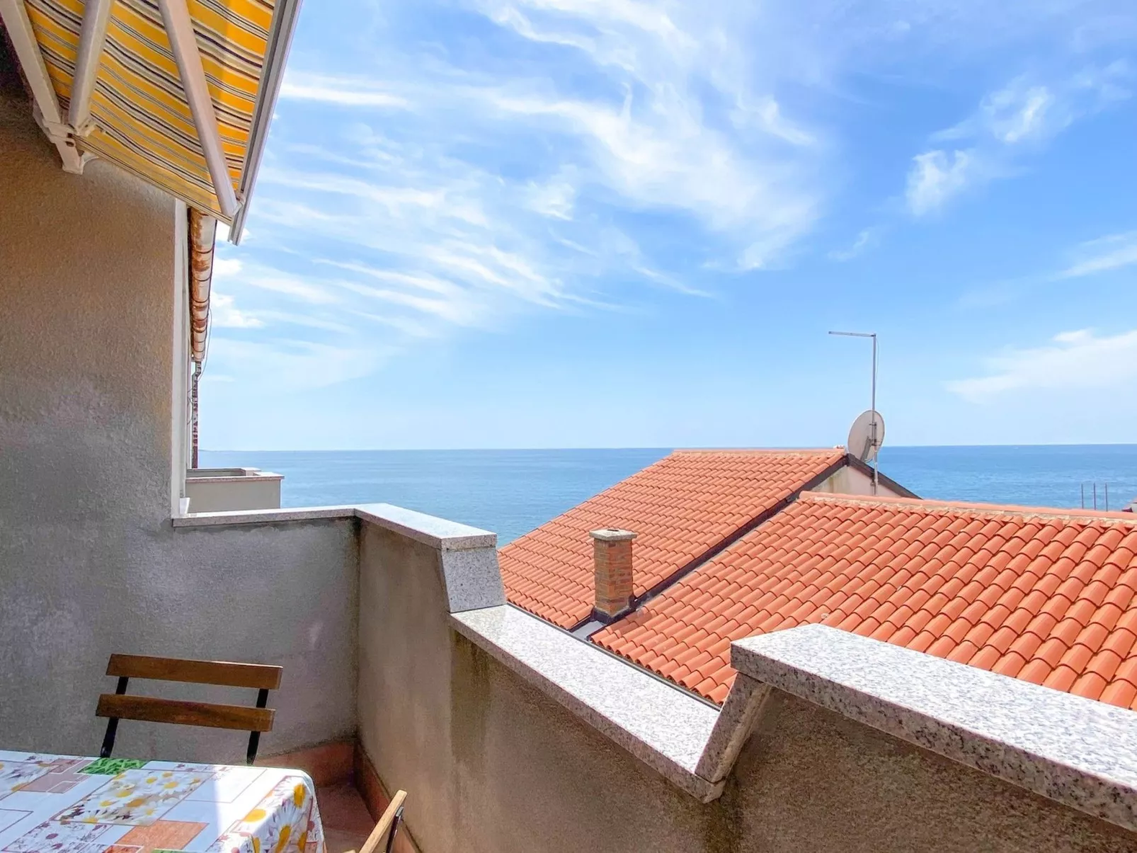Wohnung "Meri" mit Blick auf das Wasser-Draußen