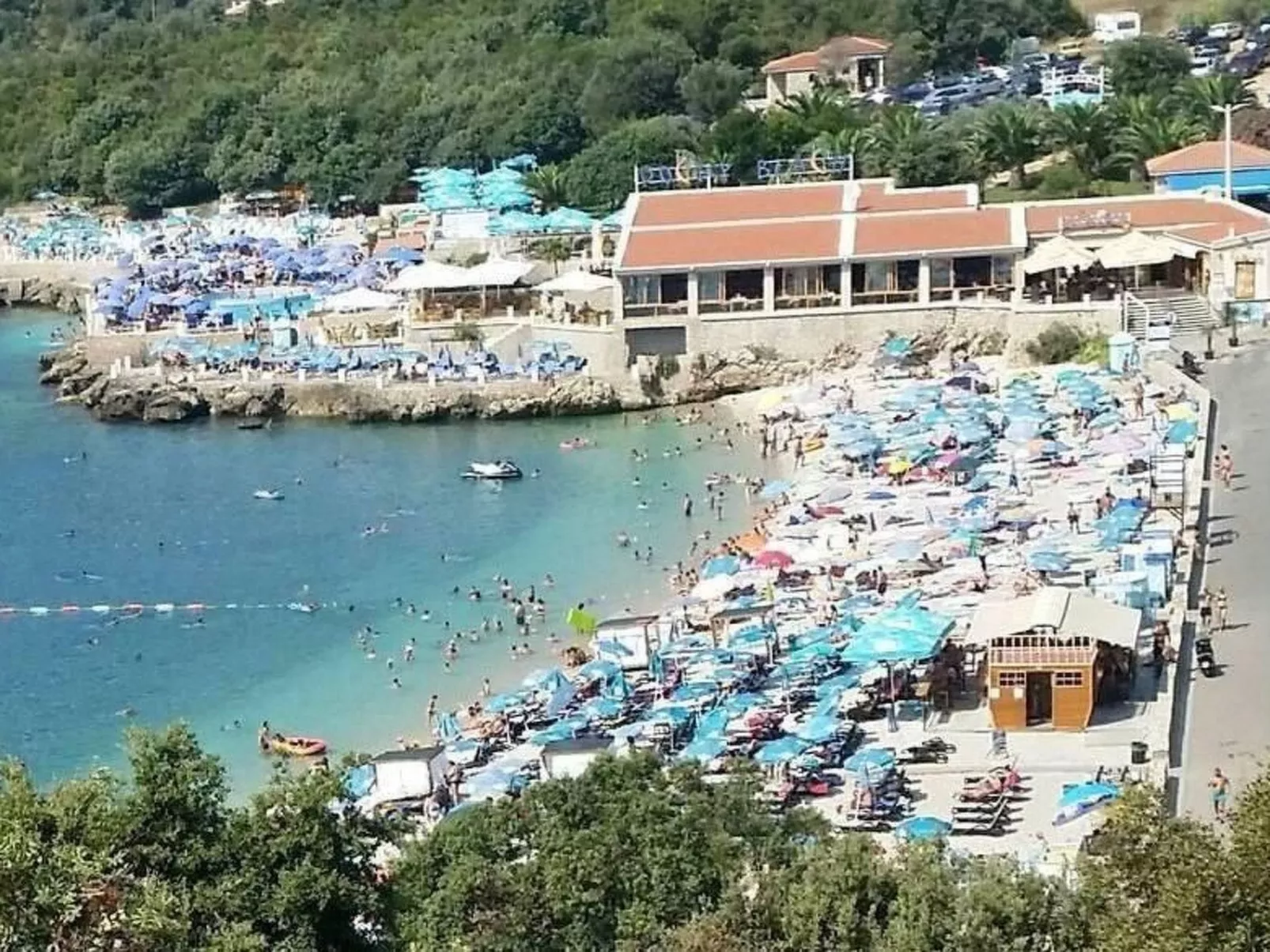 Gemütliche Wohnung mit Meerblick vom Balkon aus-Outside
