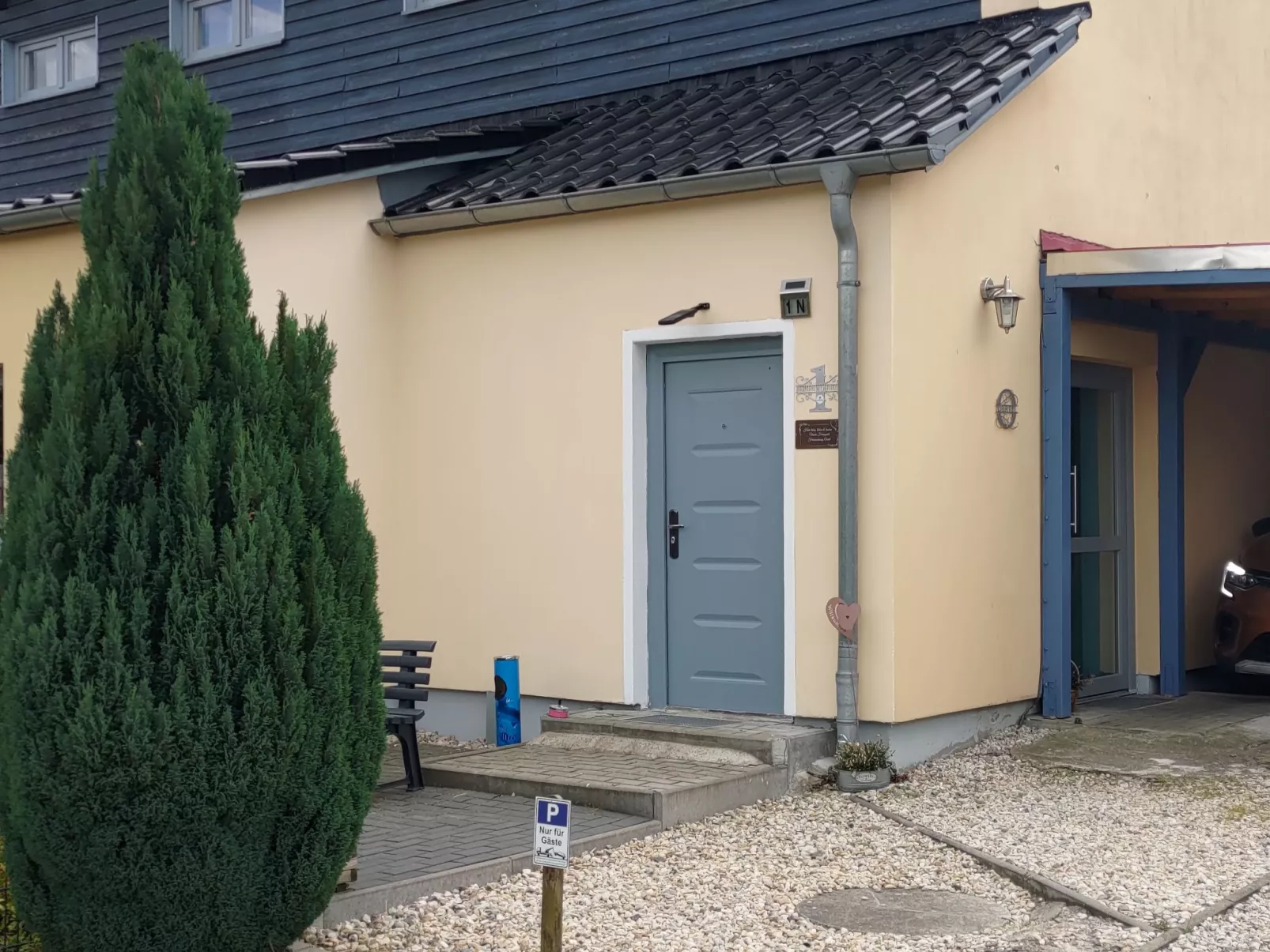 Nette Wohnung in Großsteinberg mit Grill und Terrasse-Draußen