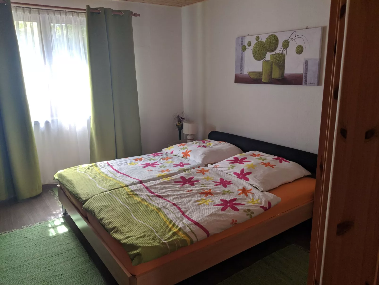 Ruhiges Ferienhaus mit gemütlicher Terrasse-Dedans