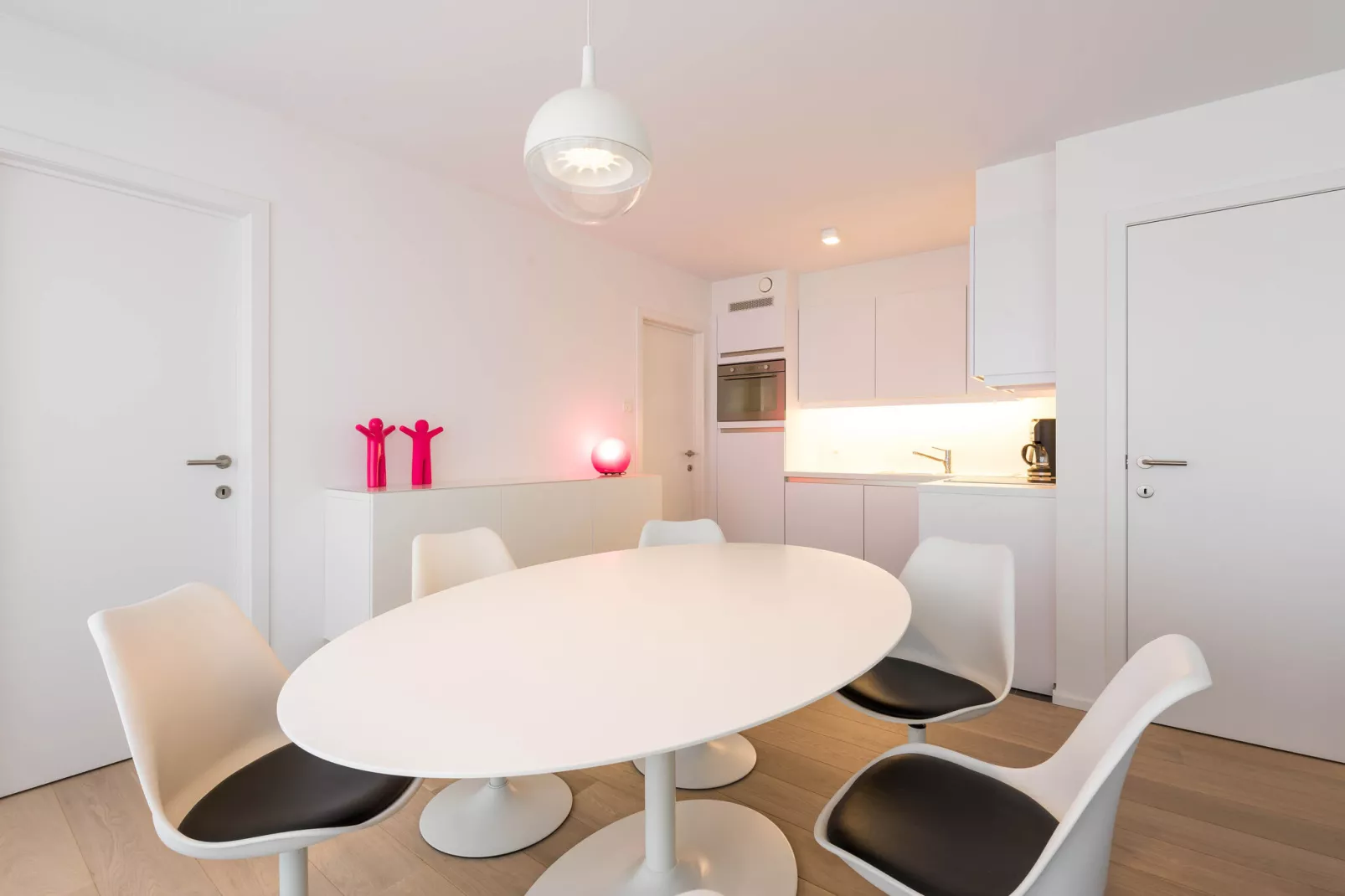 La Digue 402G-Salle à manger