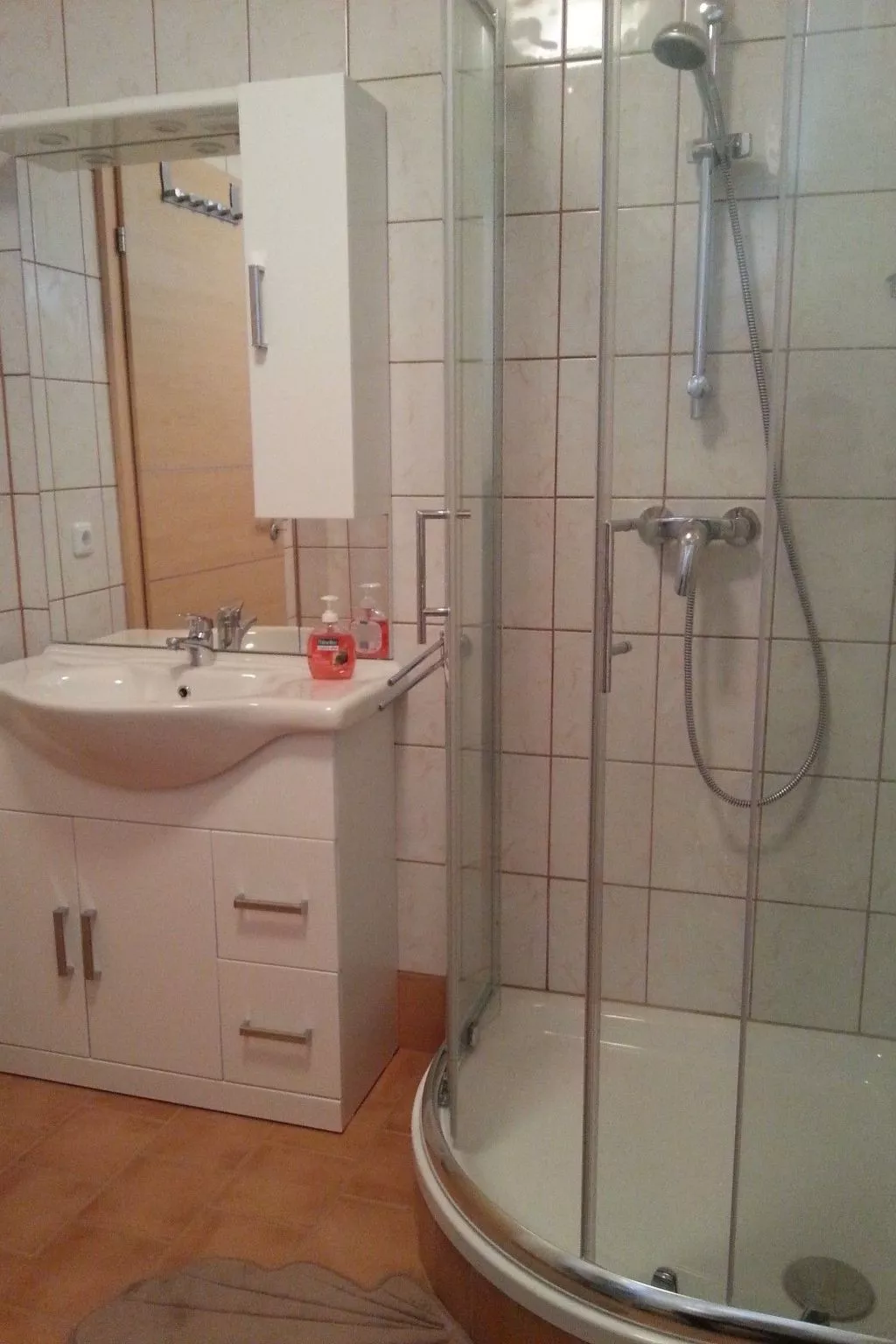 Johanna in Dreulach-Drinnen