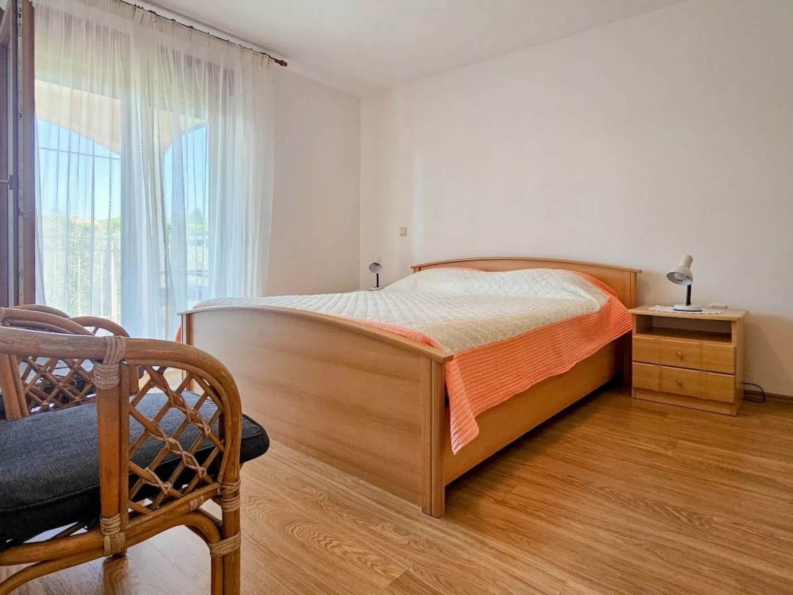 "Viola" mit Balkon-Inside