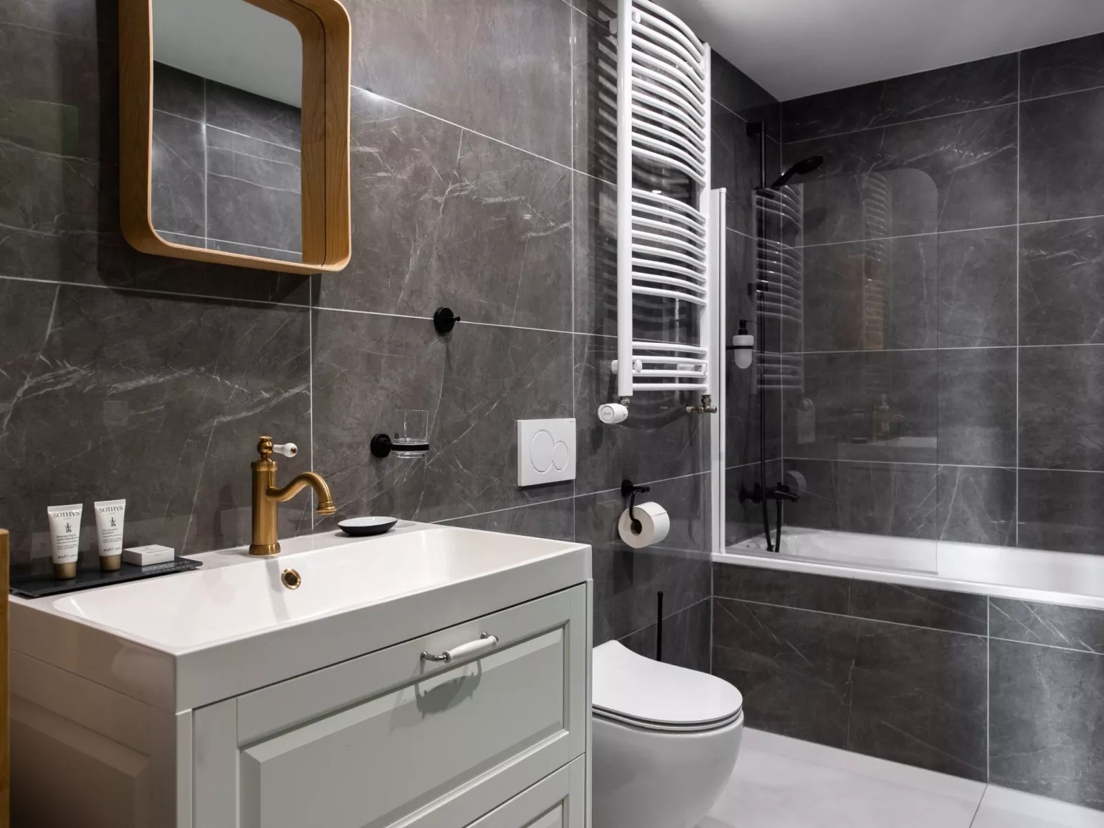 Grand Appartement-Drinnen