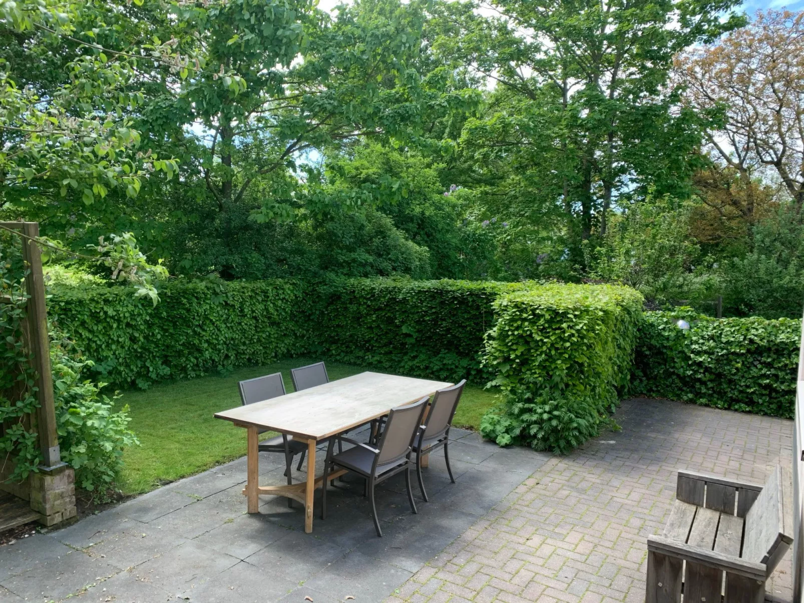 Komfortable Wohnung für zwei bis vier Gäste-Dehors