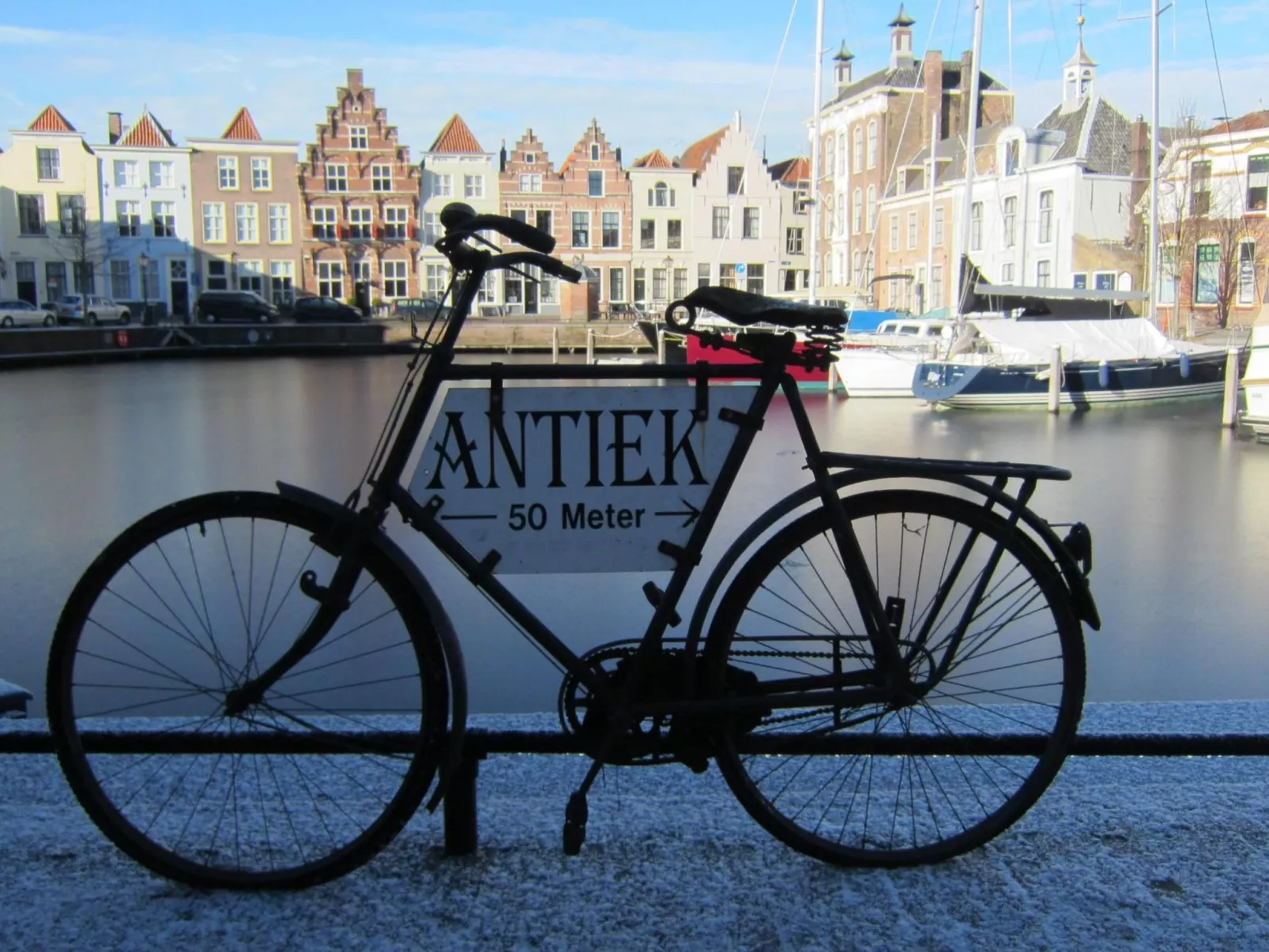 Gemütliches Haus mit komplett umzäuntem Garten-Outside