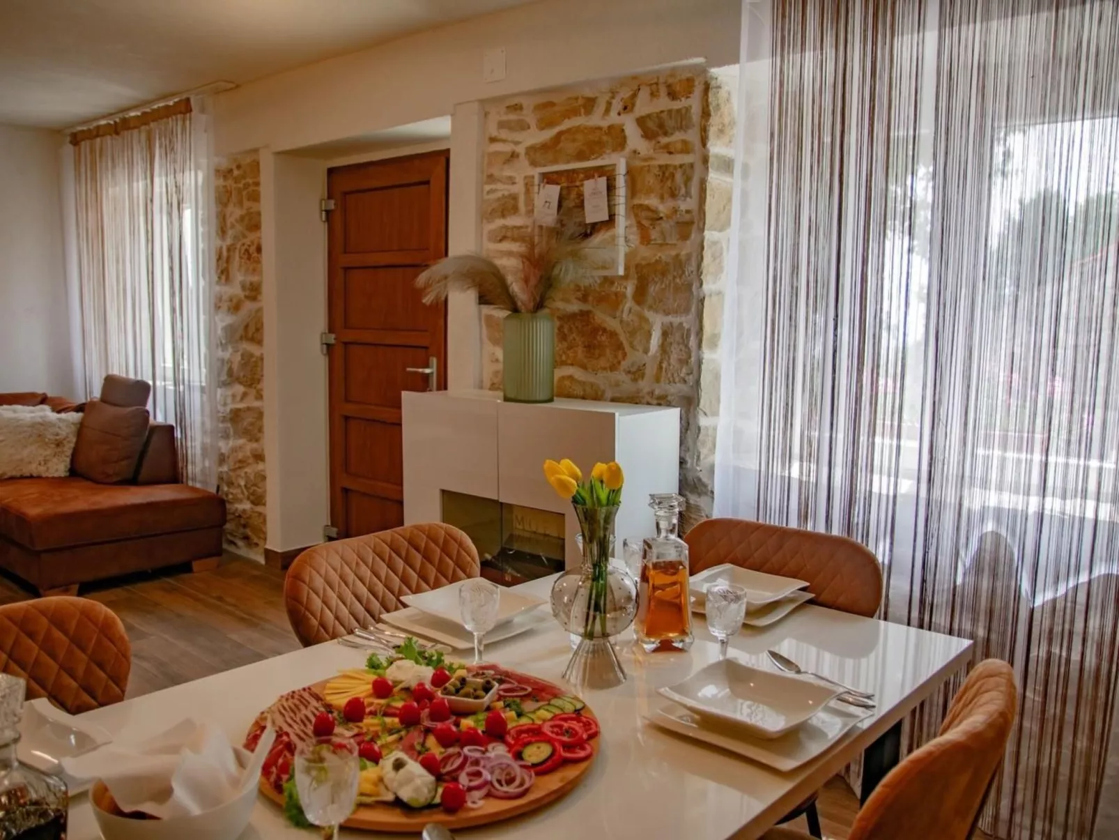 Villa Mara in Drniš-Image-tags.info