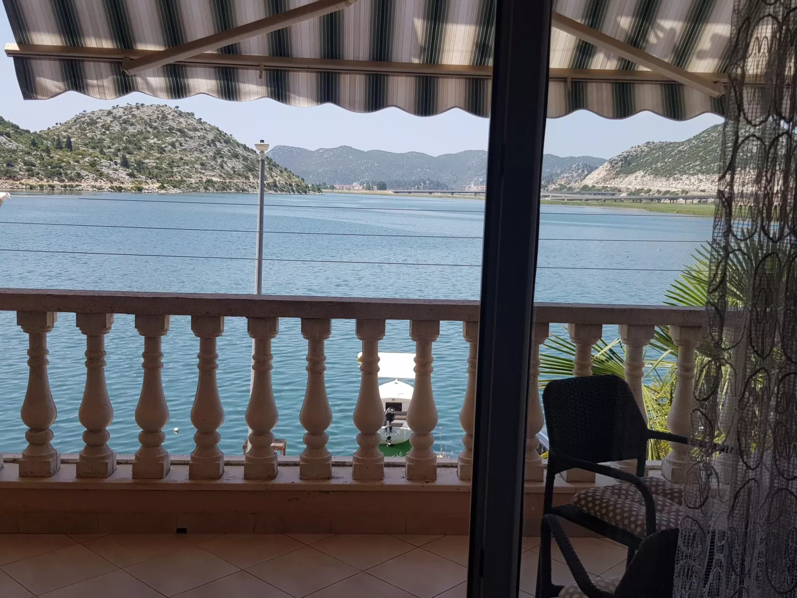 Für 4 Personen-Outside