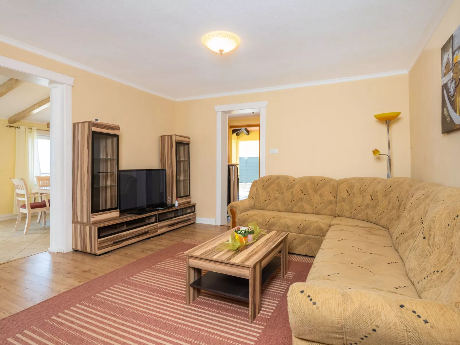 Elisa-Image-tags.info