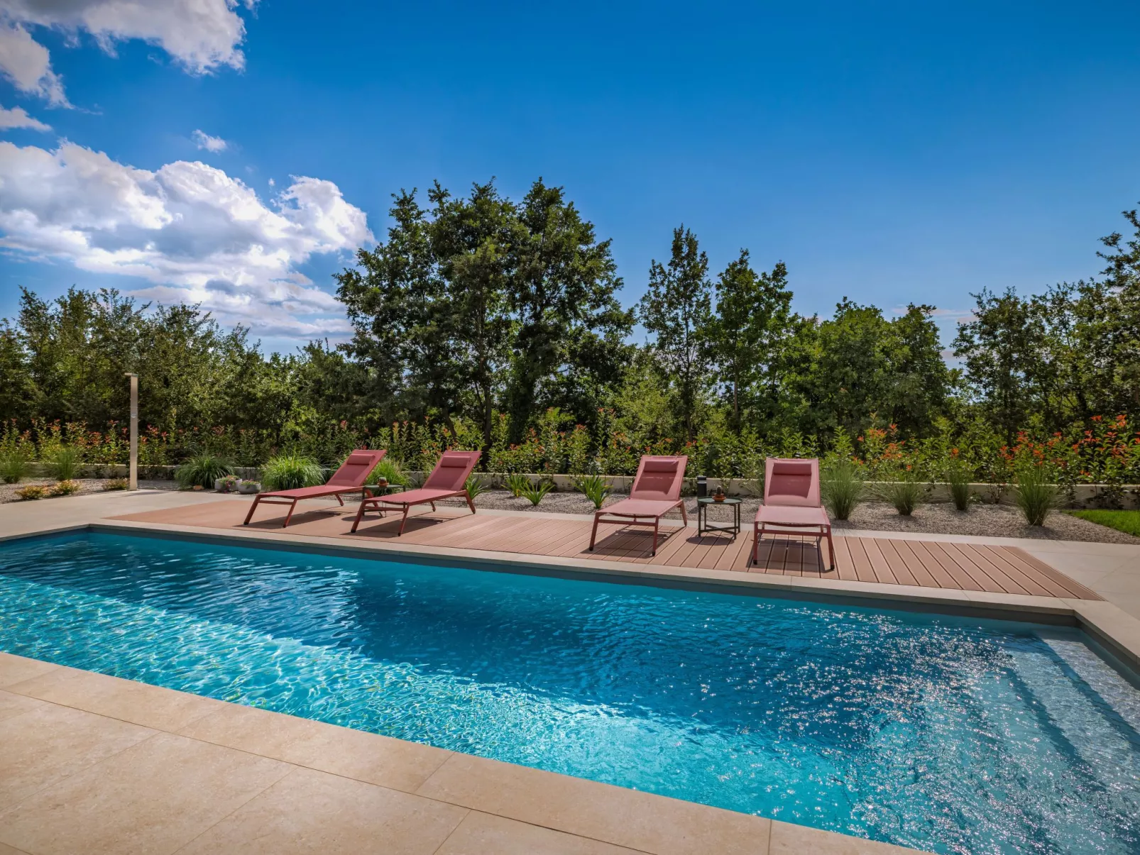 Design Villa Nux für 5 Personen mit beheiztem Pool-Dehors