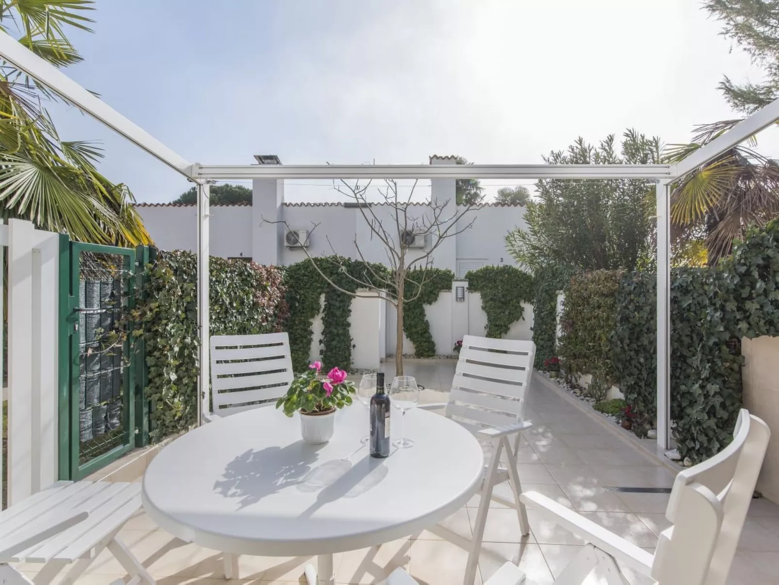 Mit Blick auf das Wasser-Image-tags.info