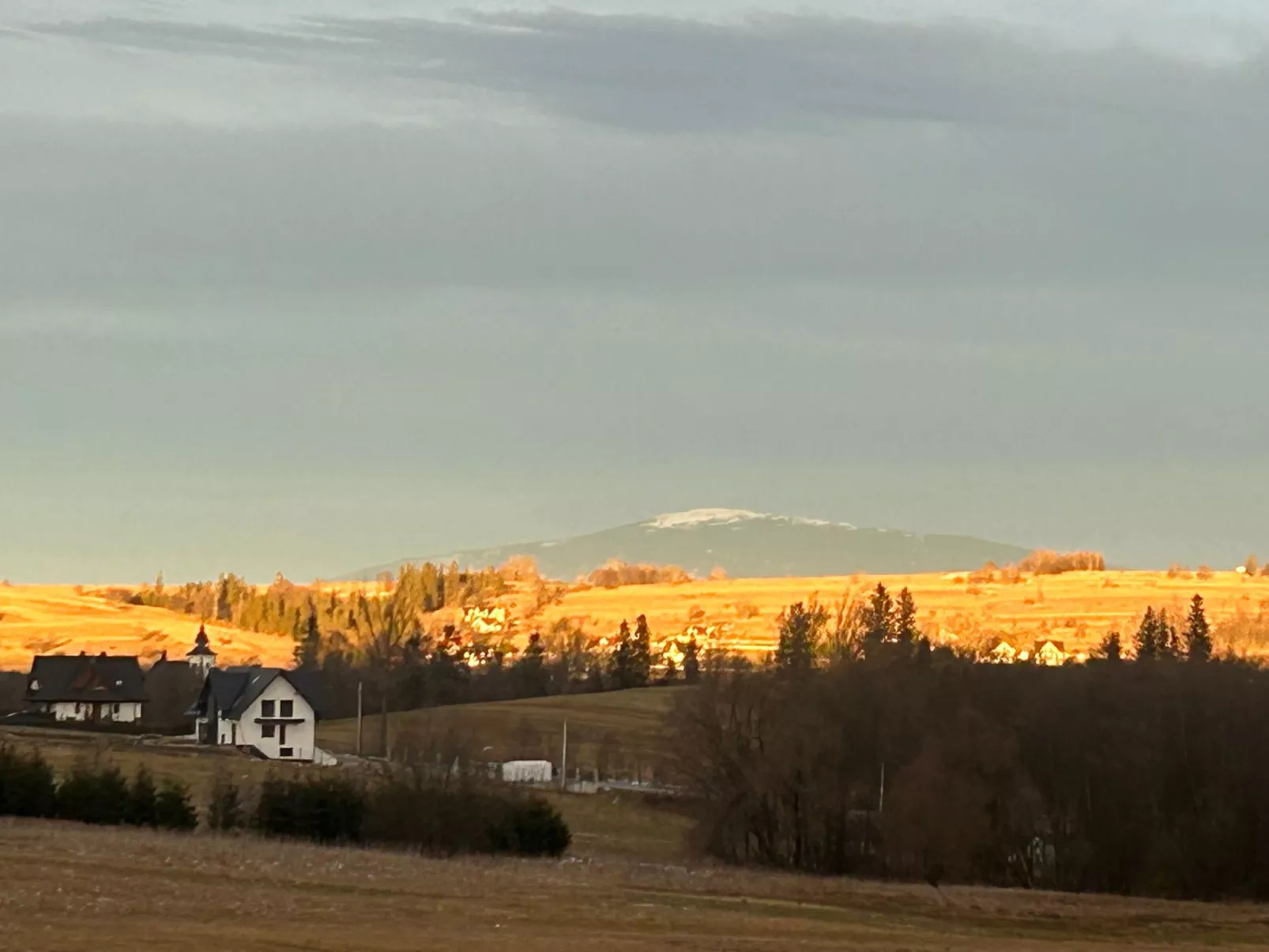 Krokus Tal Dorf unter der Tatra-Draußen